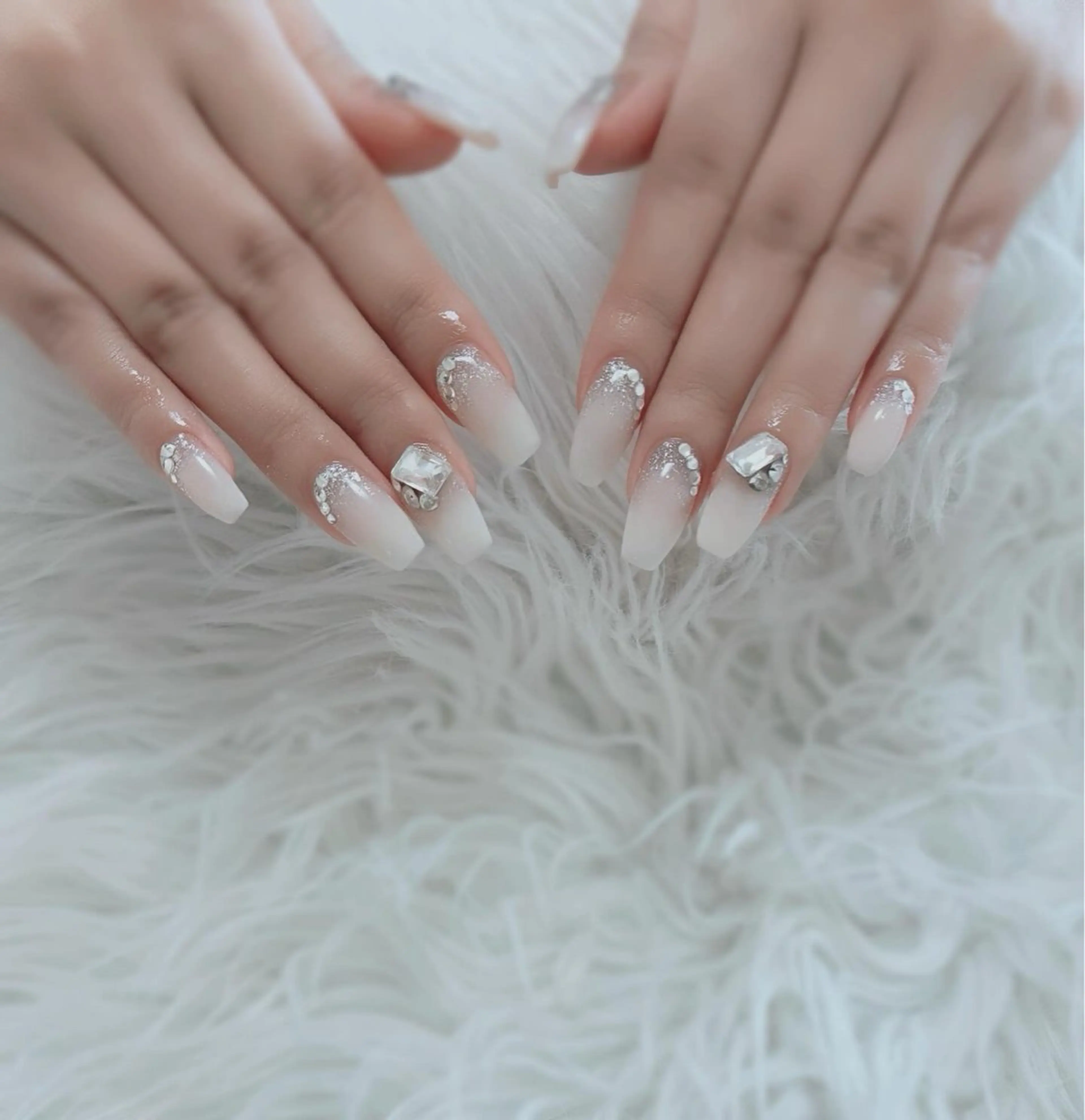 ネイル ESPOIR Ｎのネイルデザイン