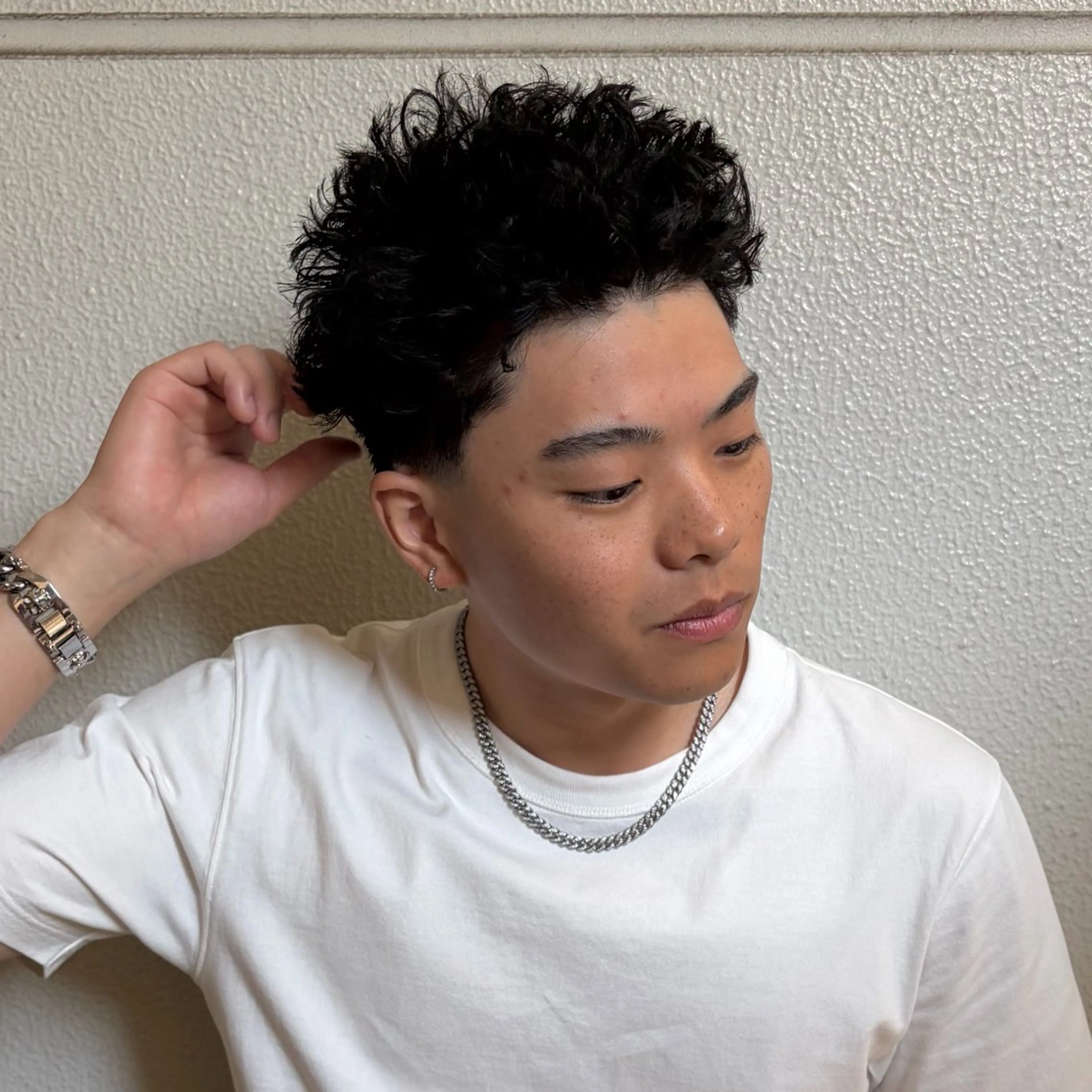 パーマ メンズ メンズパーマ カット パーマ 志村 シュンスケのヘアスタイル