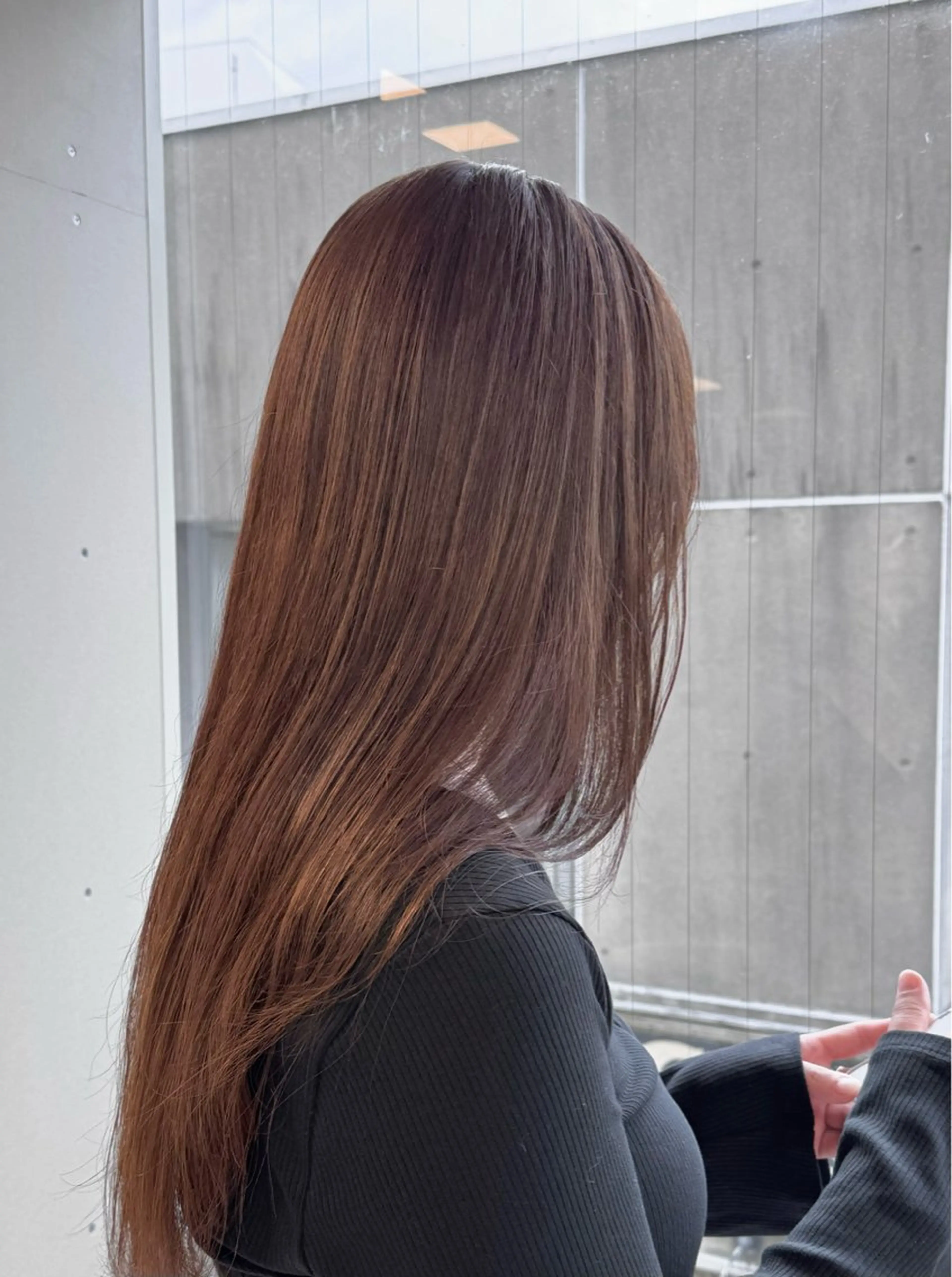 セミロング カラー ナチュラルに目を惹く デザイン/KOHNOのヘアスタイル