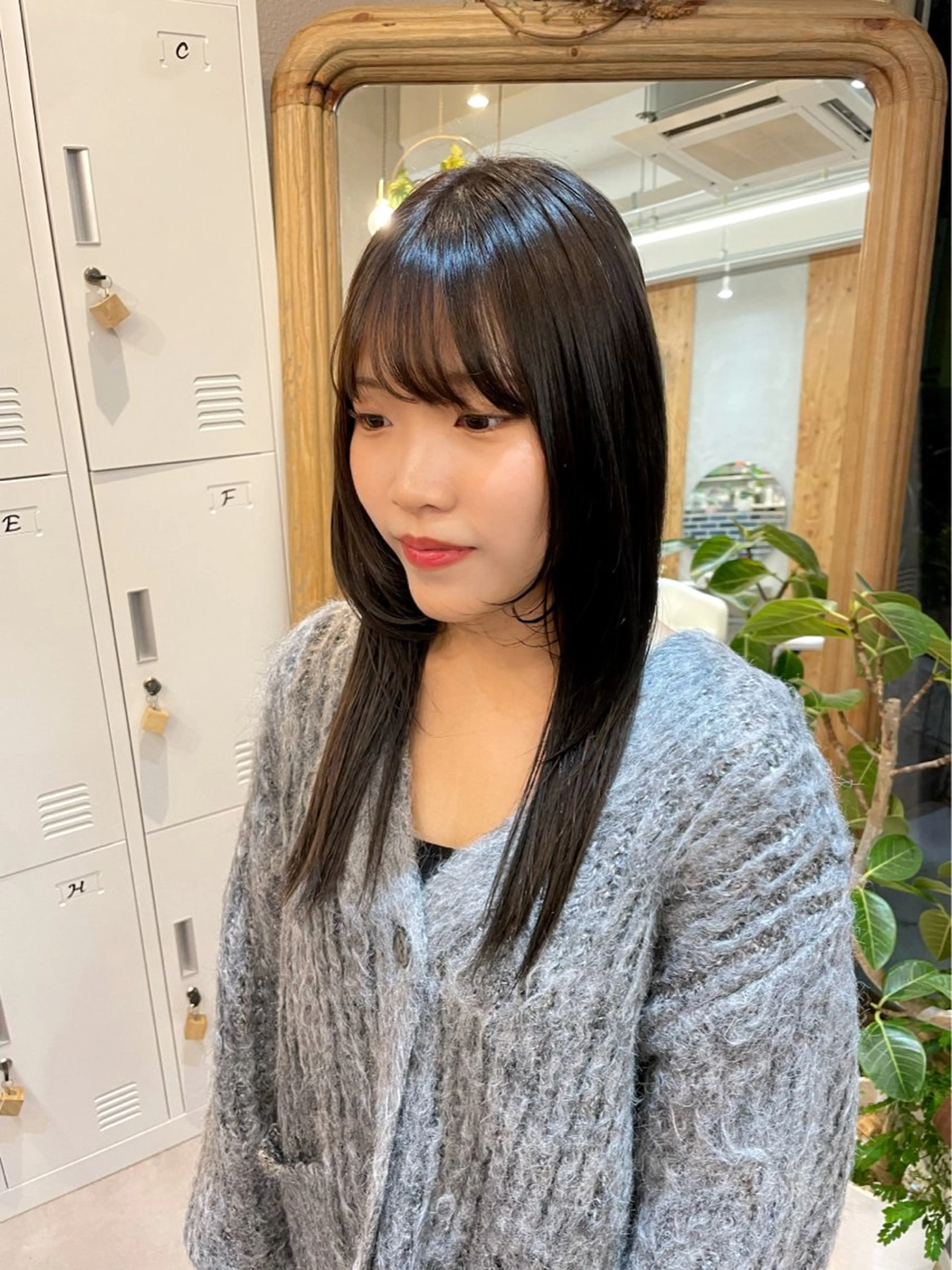 ロング カラー グレージュ ハイトーン縮毛/縮毛 なーな🎀🤍のヘアスタイル