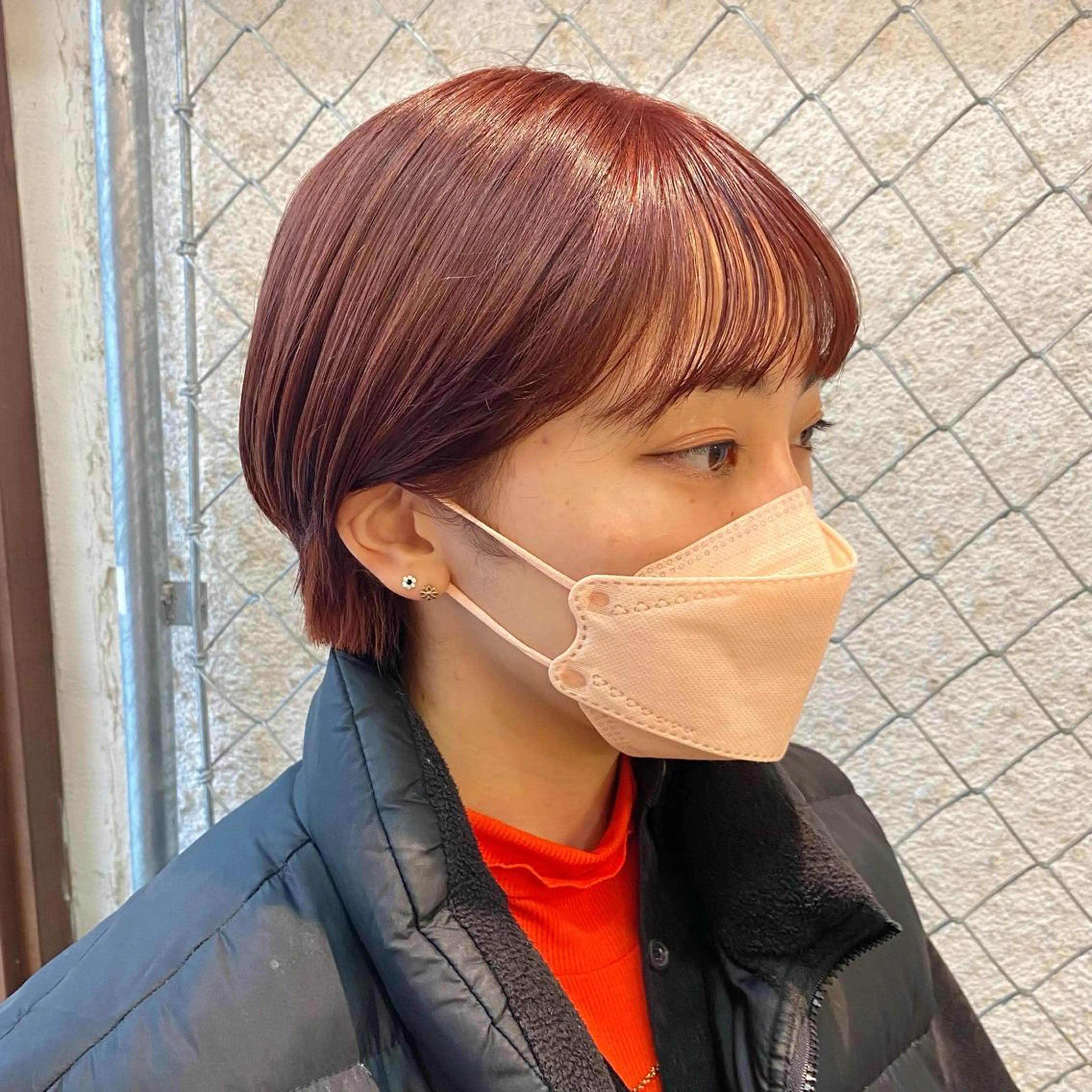 ショート カラー ブリーチ オレンジ 暖色艶color / ボブ🦩Rioのヘアスタイル