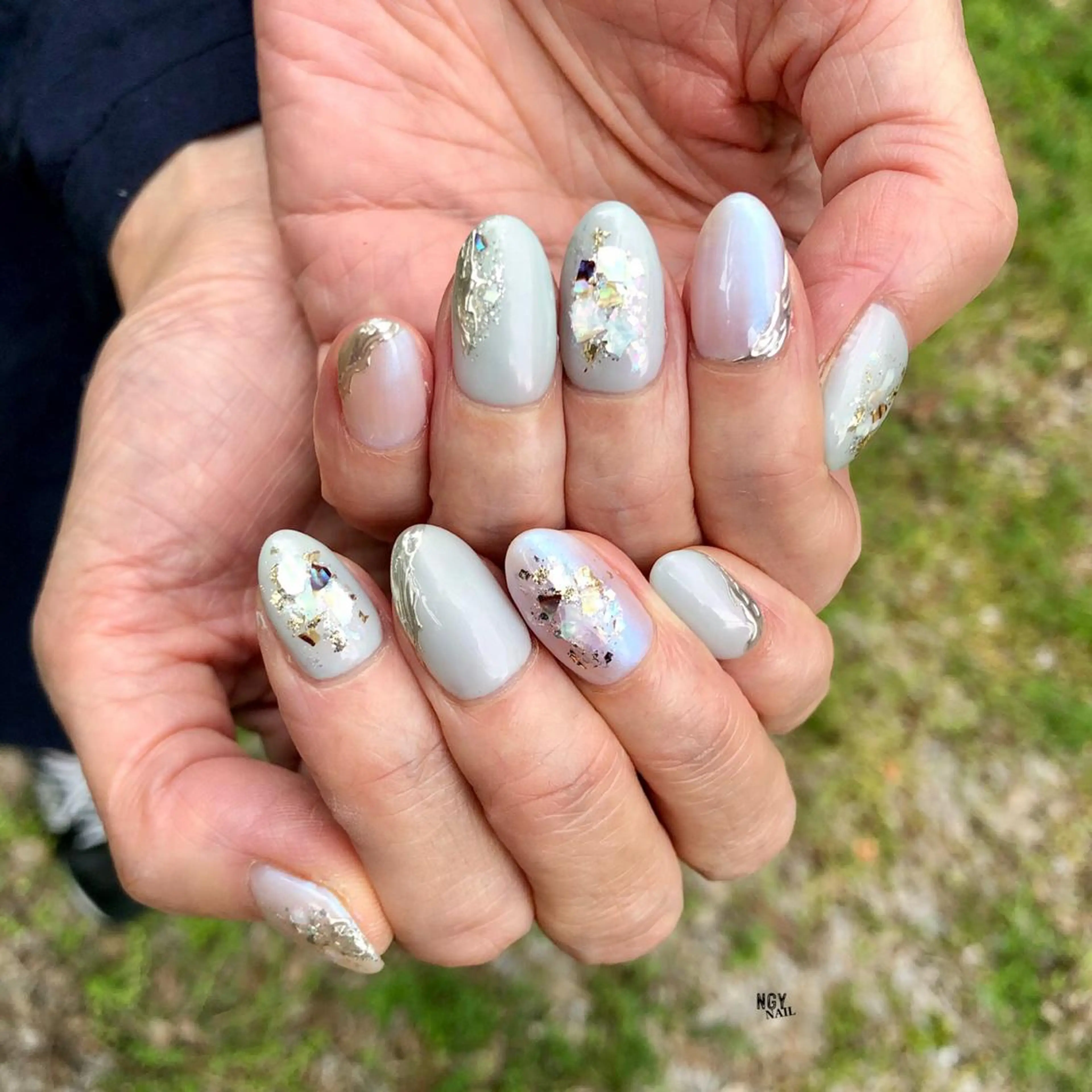 ネイル オーロラネイル ブルー フレンチネイル ジェルネイル 水色 ハンドネイル NAIL NOWのネイルデザイン