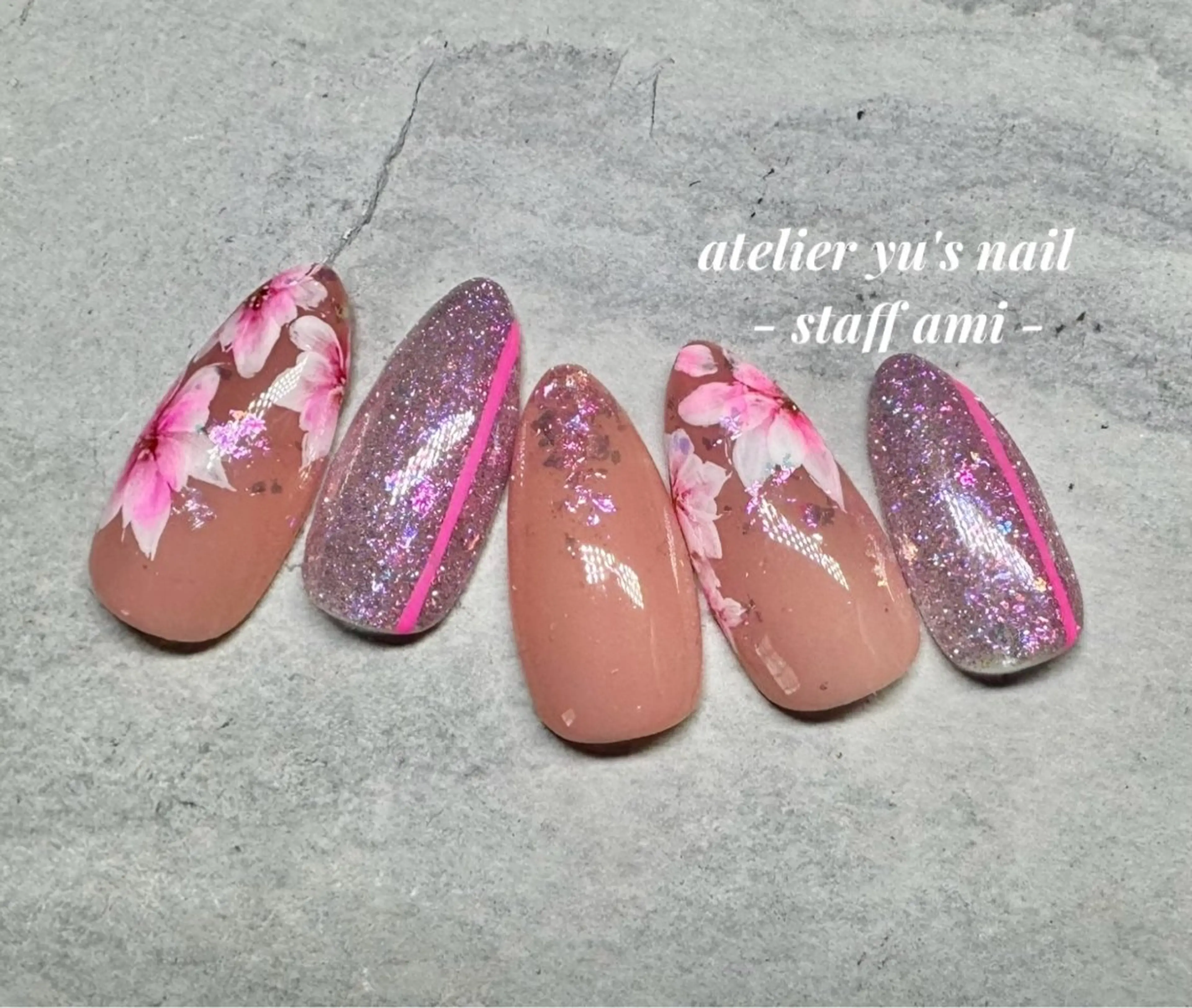 ネイル フラワーネイル 春ネイル ハンドネイル ハンドケア atelier yu's nailのネイルデザイン