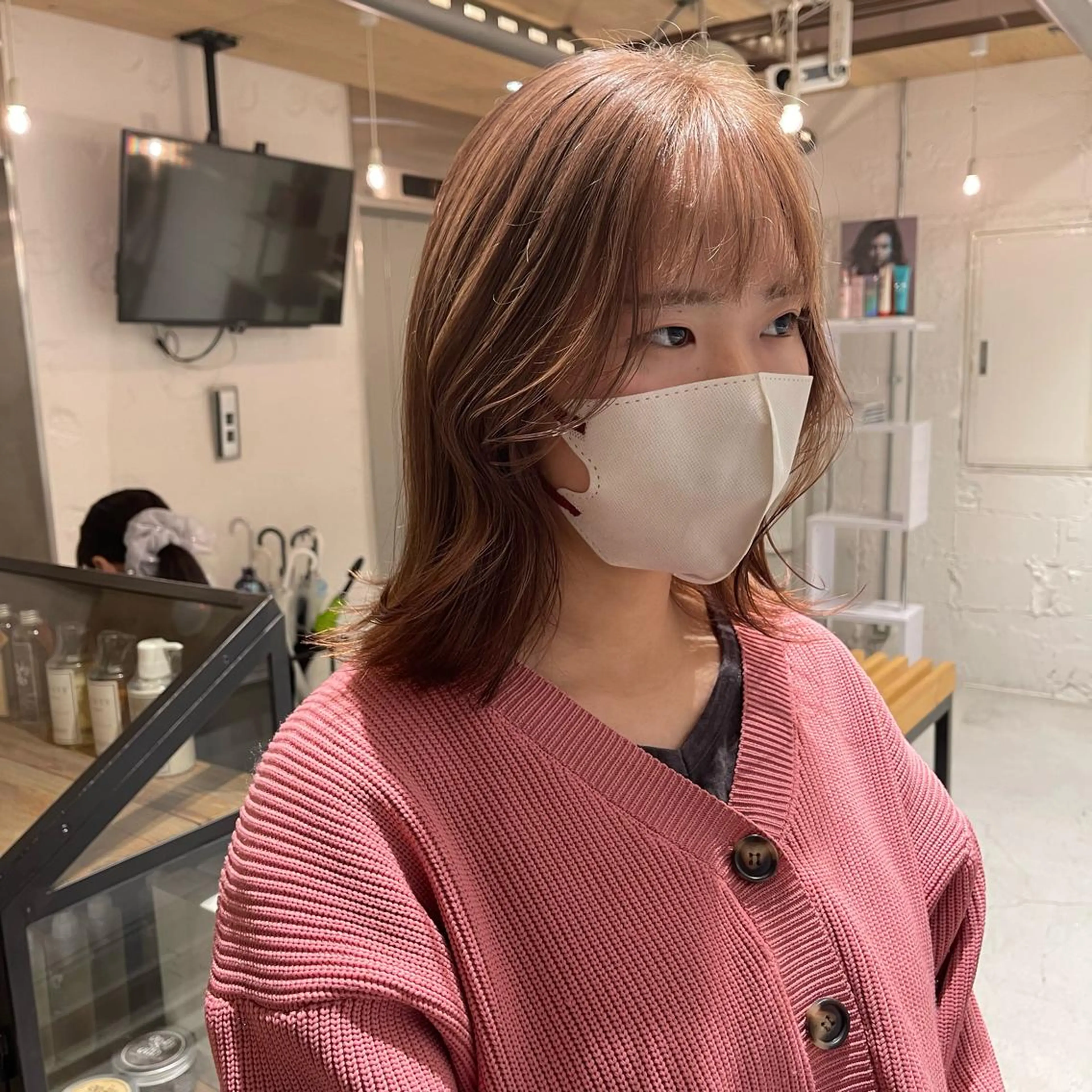 ミディアム カラー nameless miichiのヘアスタイル