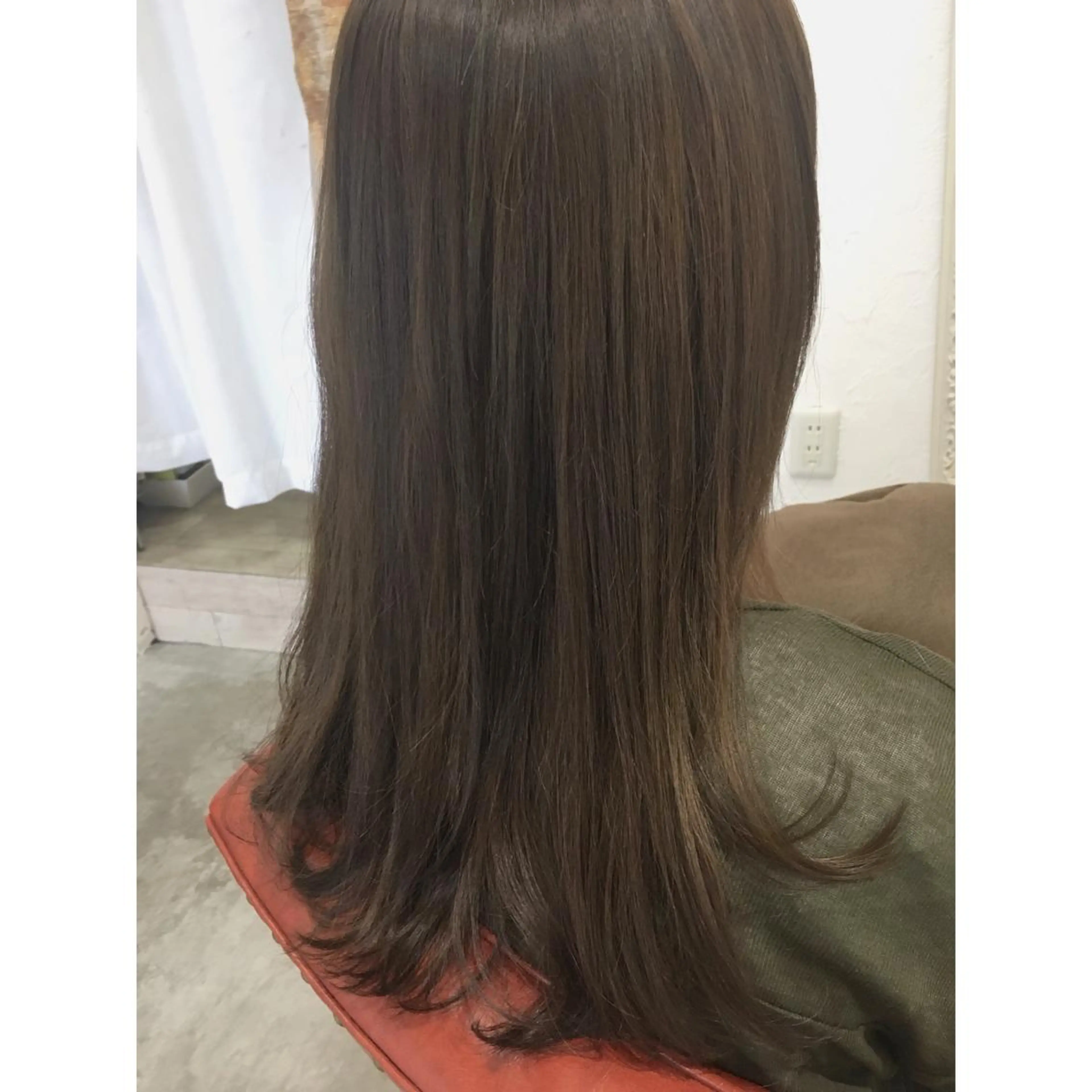ロング カラー カット ヘアカラー fio マナミのヘアスタイル