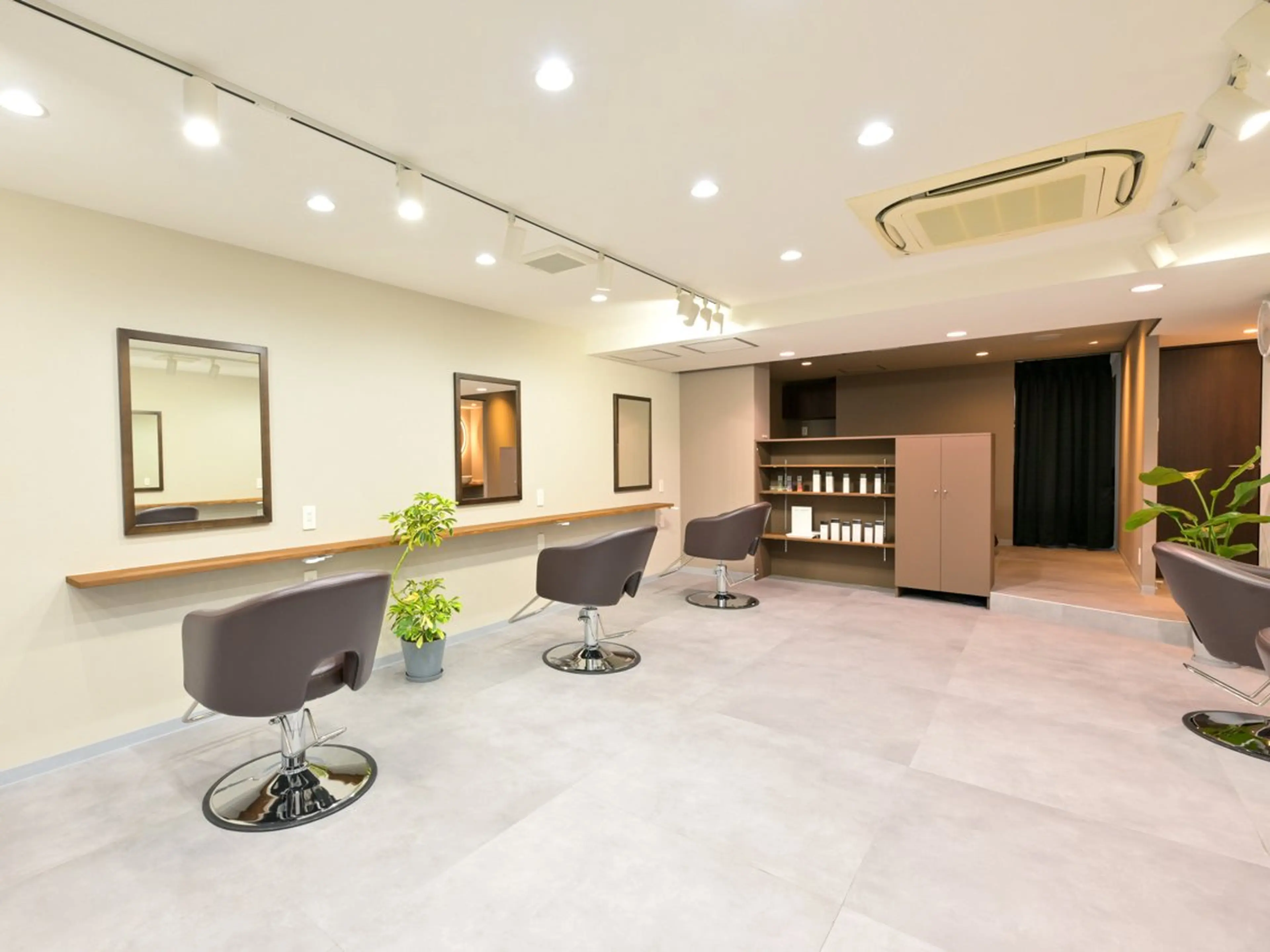 縮毛矯正、髪質改善／ 松田 龍之介のヘアスタイル