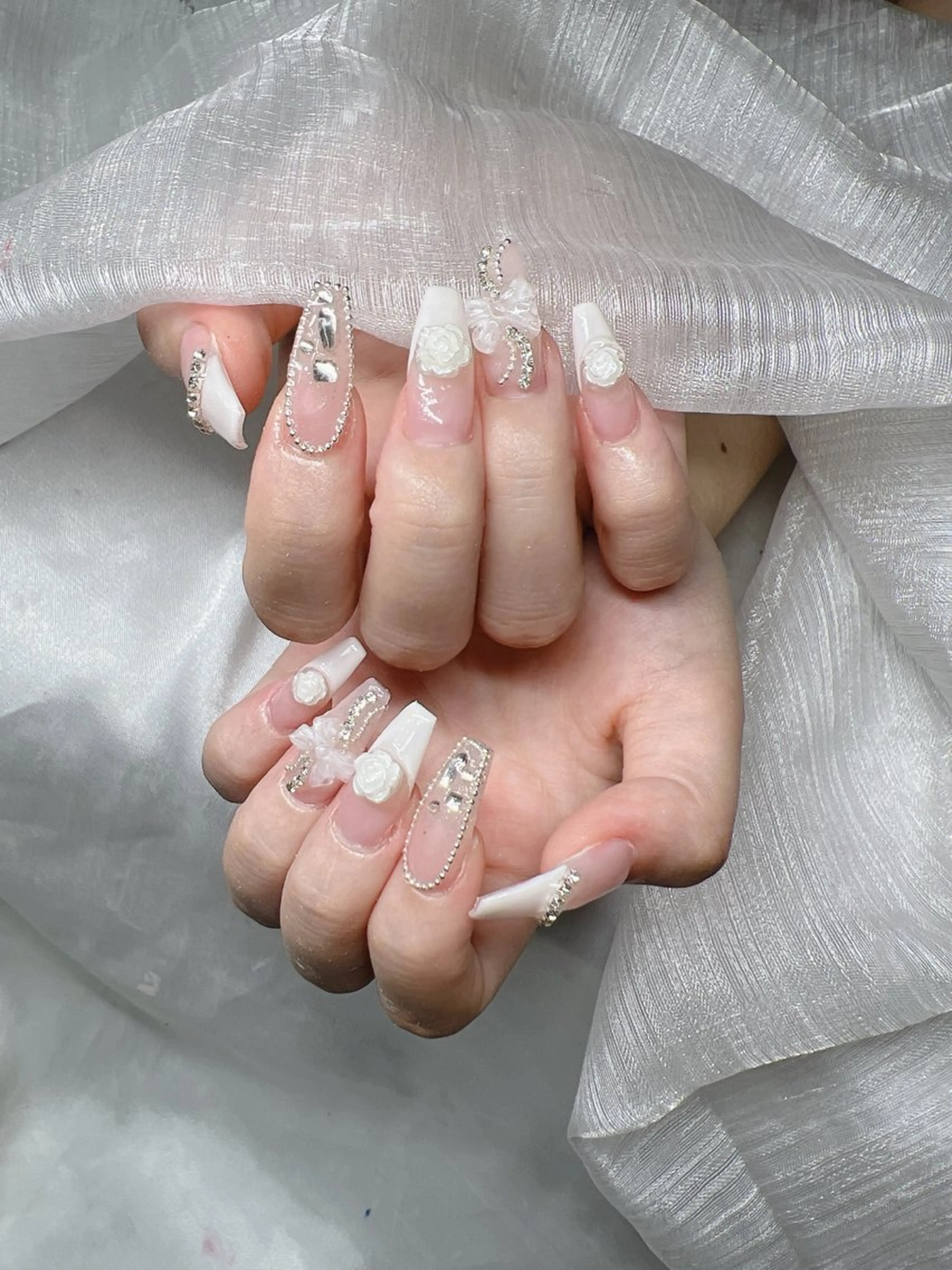 ネイル ハンドネイル Lee Nailsのネイルデザイン