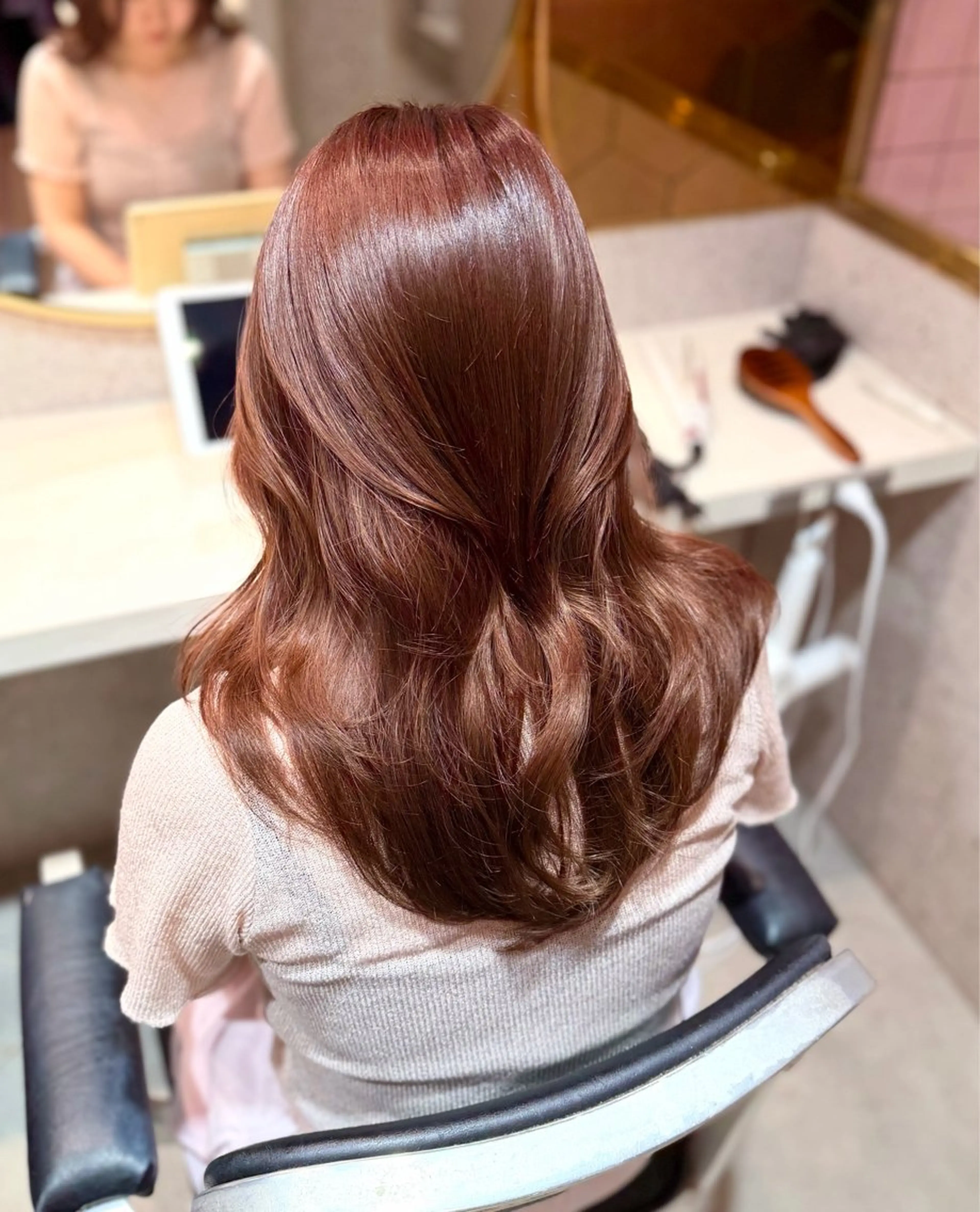 人気💎小顔カット＋カラー＋ケラスターゼカクテル超音波トリートメントの写真