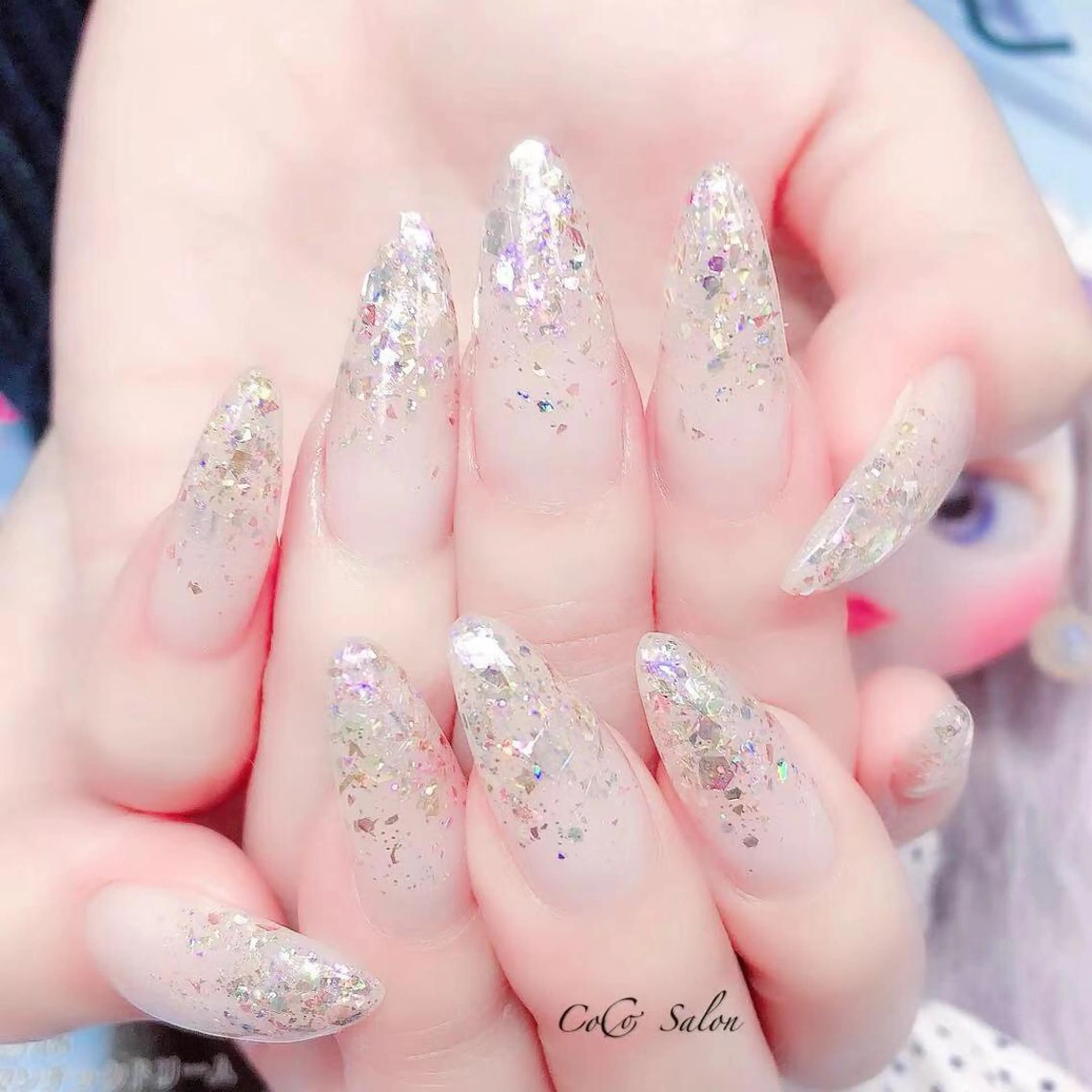 ネイル グラデーション ラメ(グリッター) ラメグラデーション シンプルネイル ハンドネイル CoCoSalon ネイル/まつ毛予約のネイルデザイン