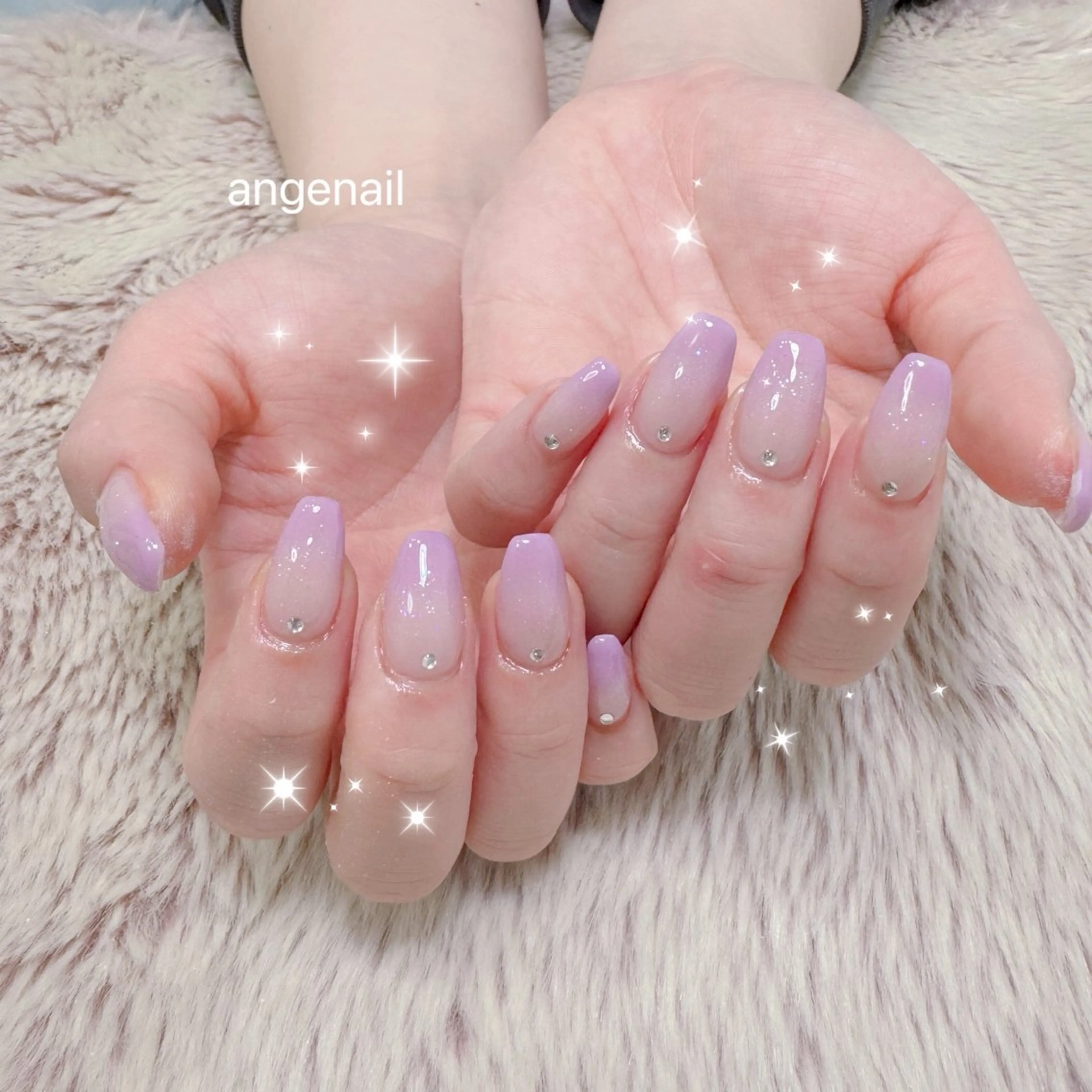 ネイル ハンドネイル オーナーネイリスト MAKIのネイルデザイン