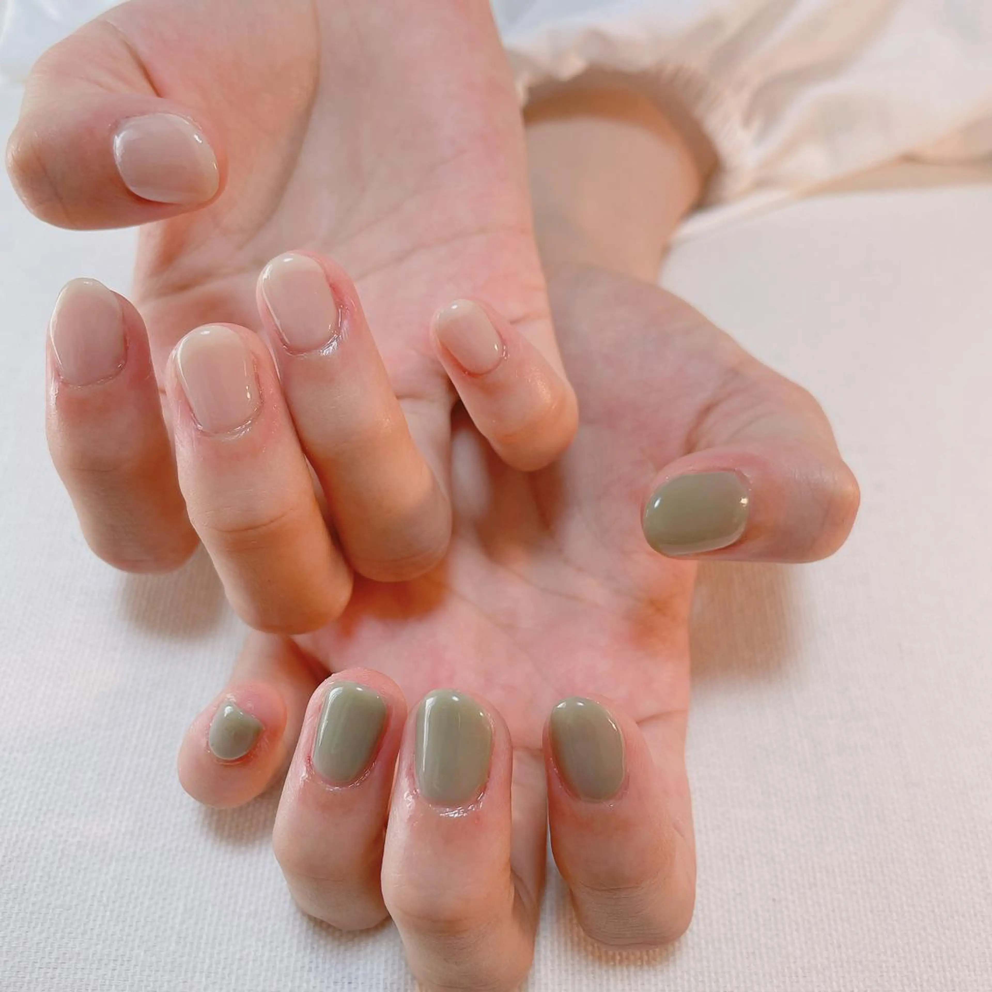 ネイル ワンカラーネイル ピスタチオネイル ハンドネイル nakamoto yuukaのネイルデザイン