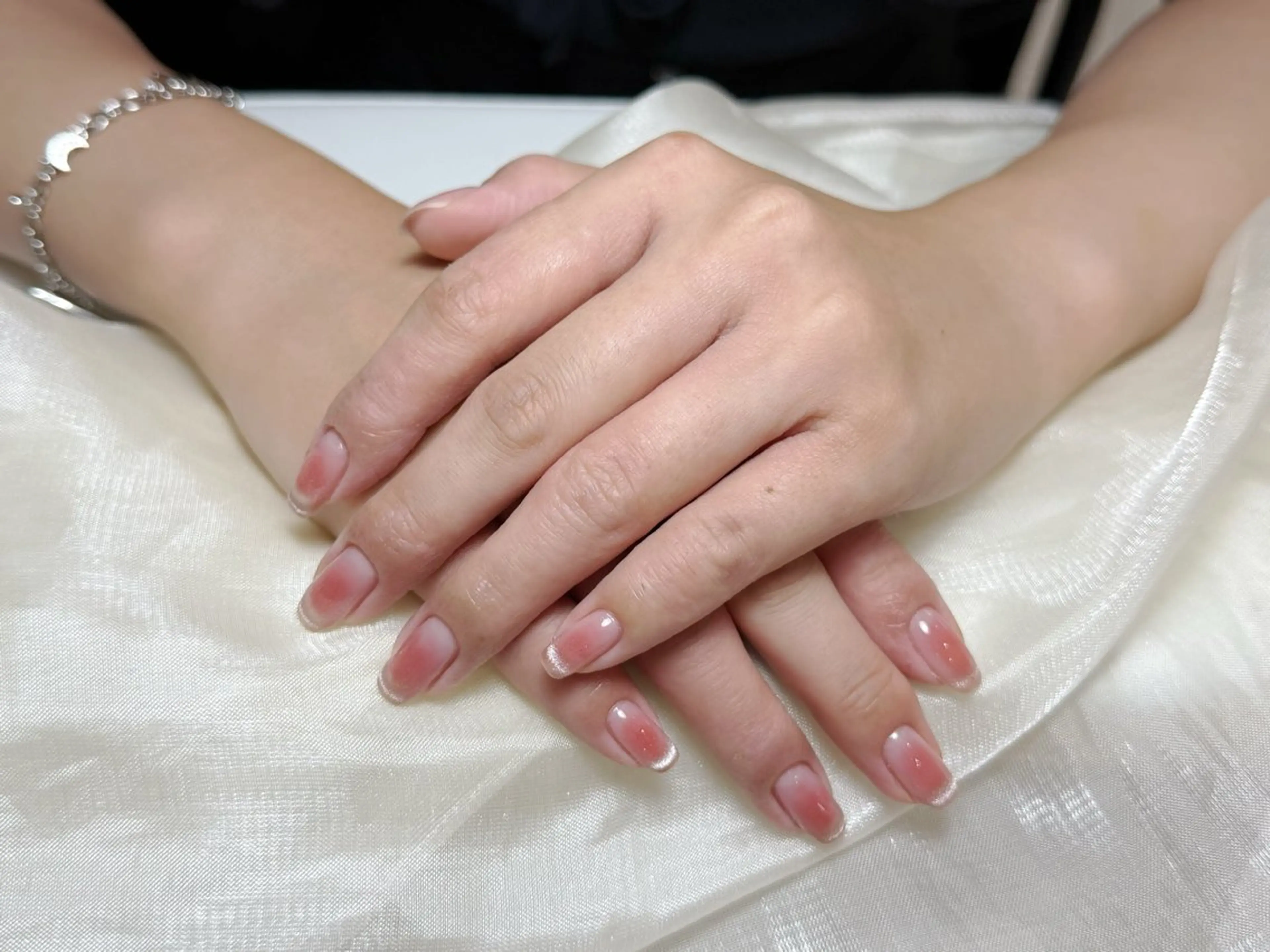 ネイル ハンドネイル ヨウ キョウセンのネイルデザイン