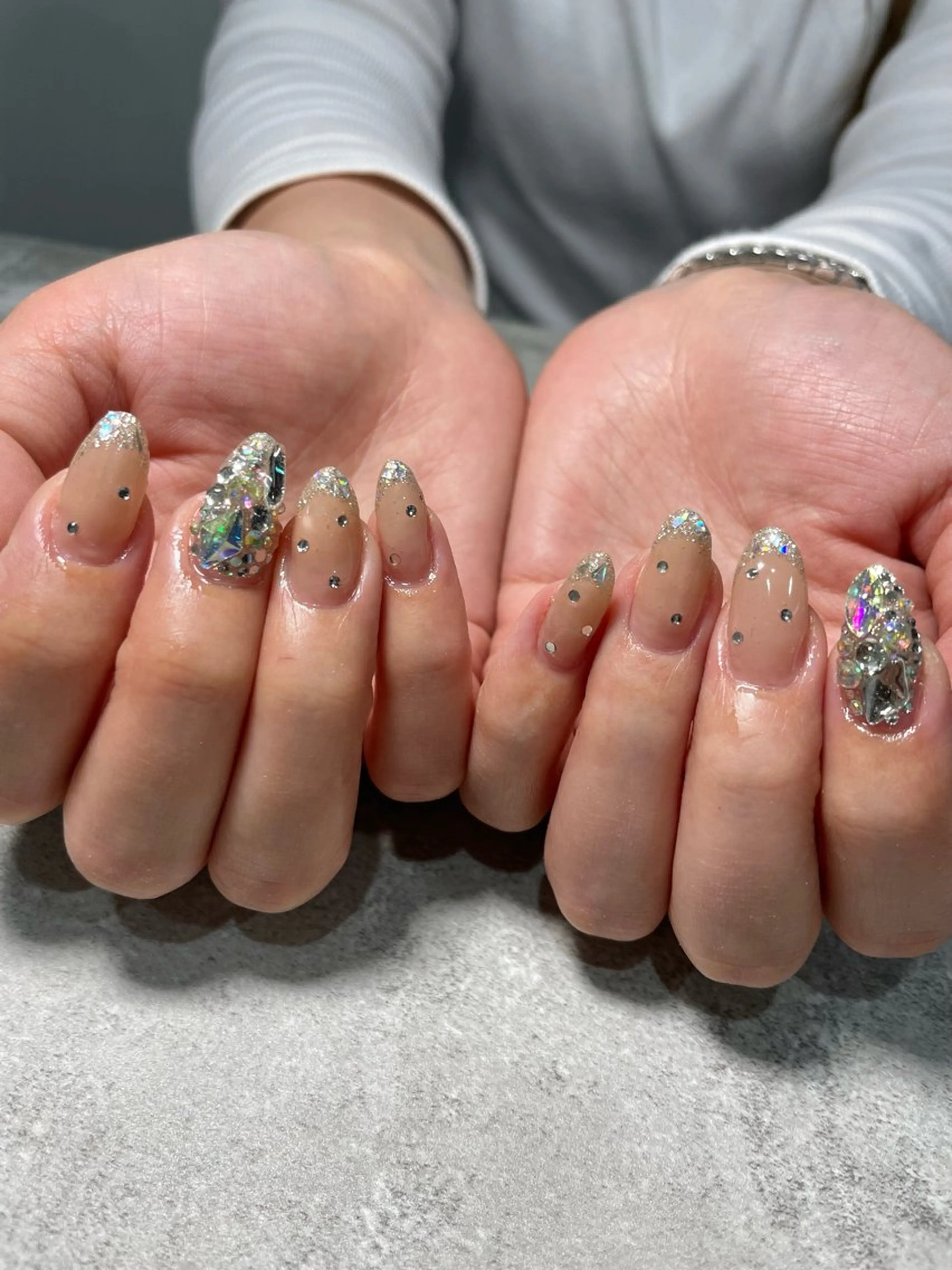 ネイル 持ち込み ハンドネイル Raviliss ♡のネイルデザイン