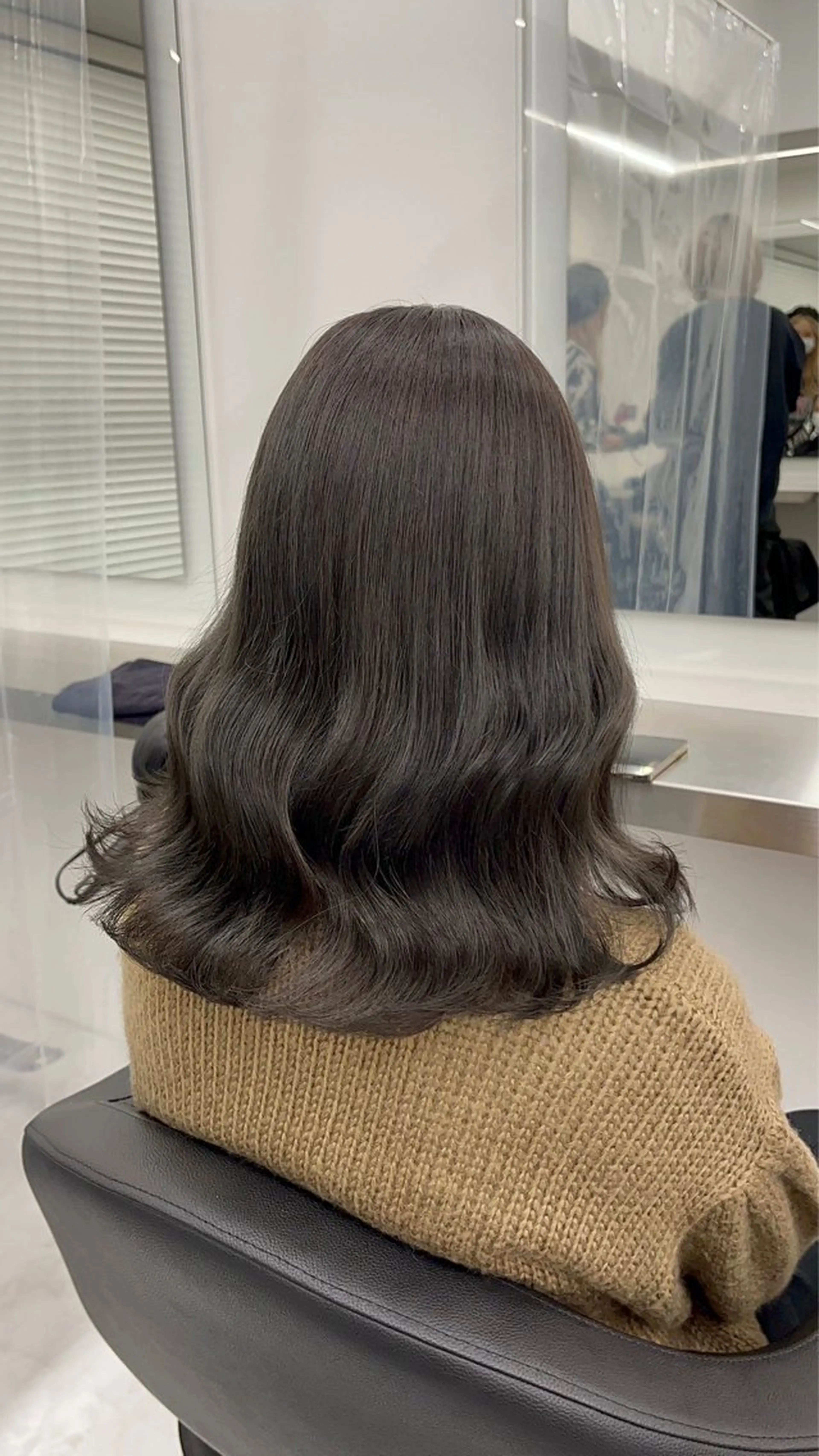 セミロング Wカラー/暖色/べ ージュりく©︎🐝のヘアスタイル