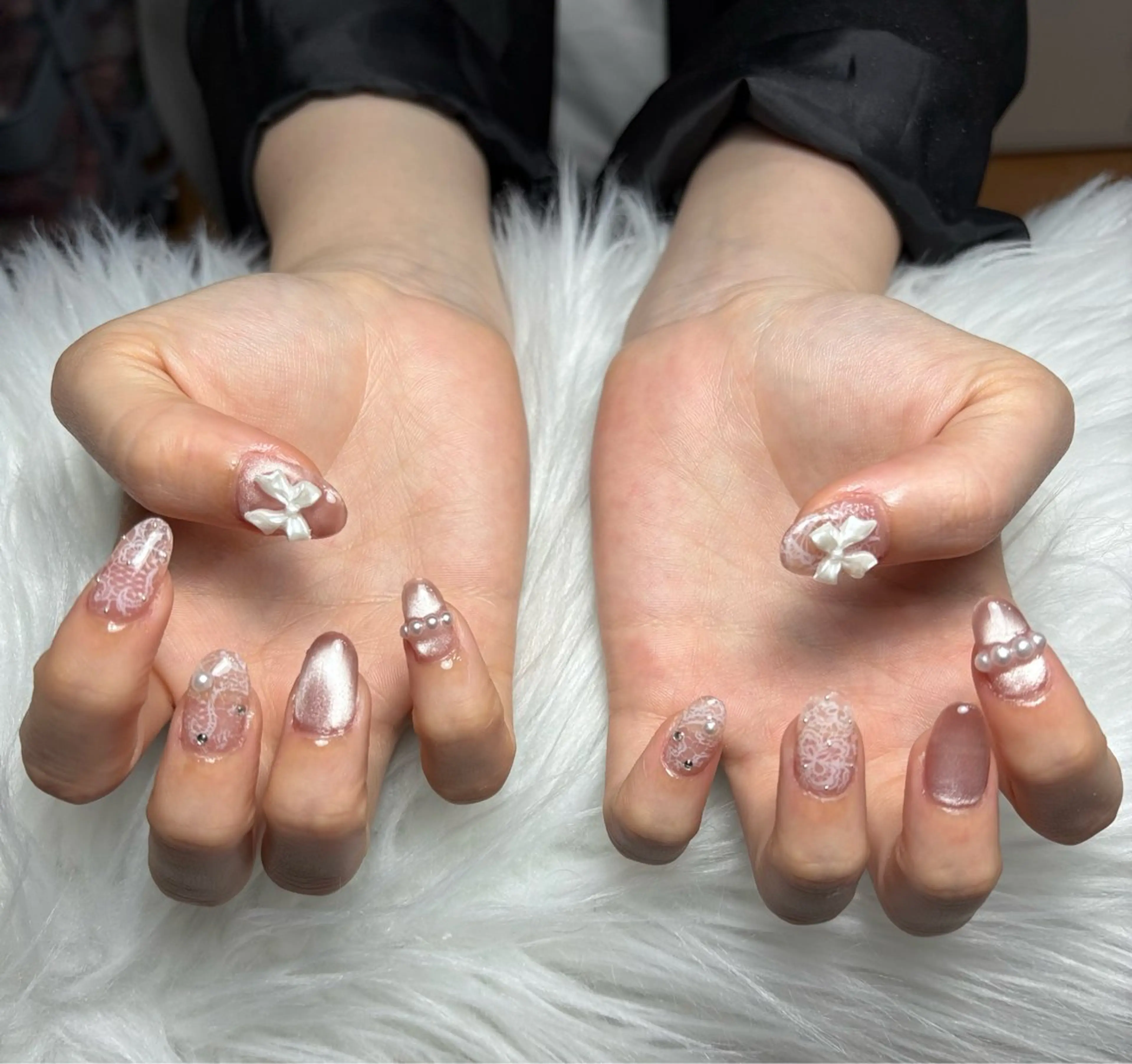 ネイル アートネイル 長さ出し ジェルネイル マグネットネイル ニュアンスネイル なな_ CloudyChanのネイルデザイン