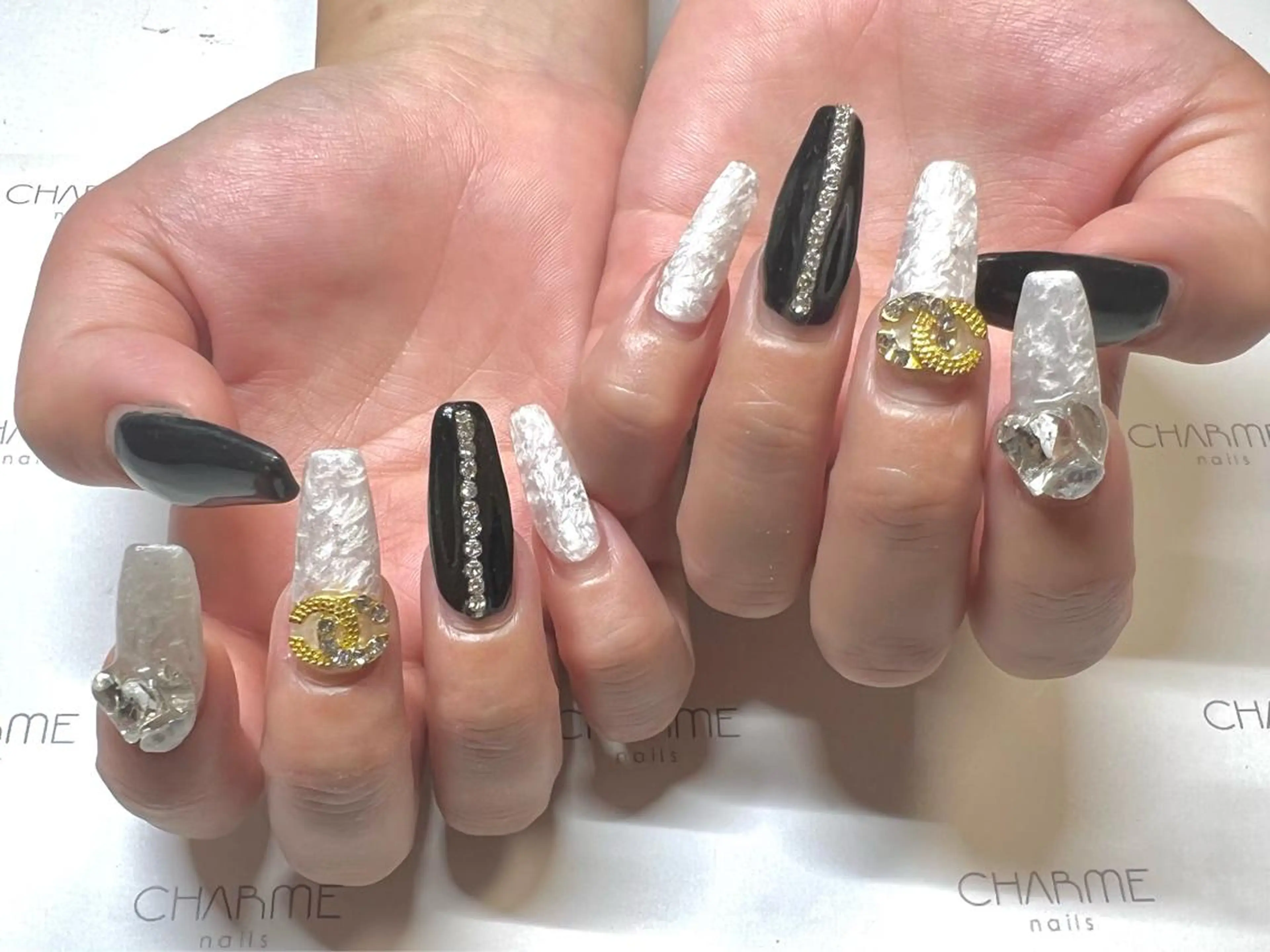 ネイル ハンドネイル CHARME 🤎〔RINA〕のネイルデザイン