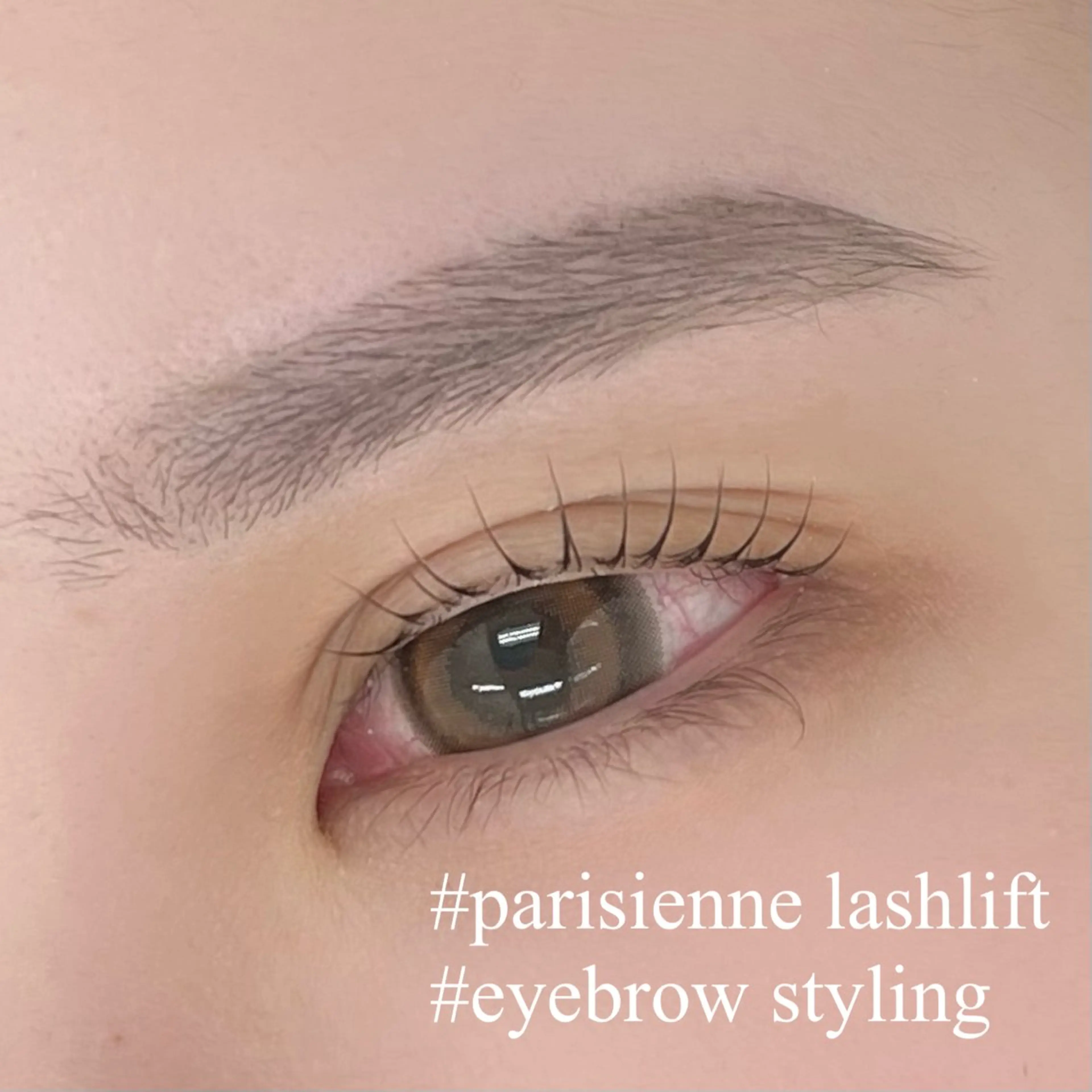 マツエク・マツパ saki 束感まつ毛/ 大阪のマツエク・マツパデザイン