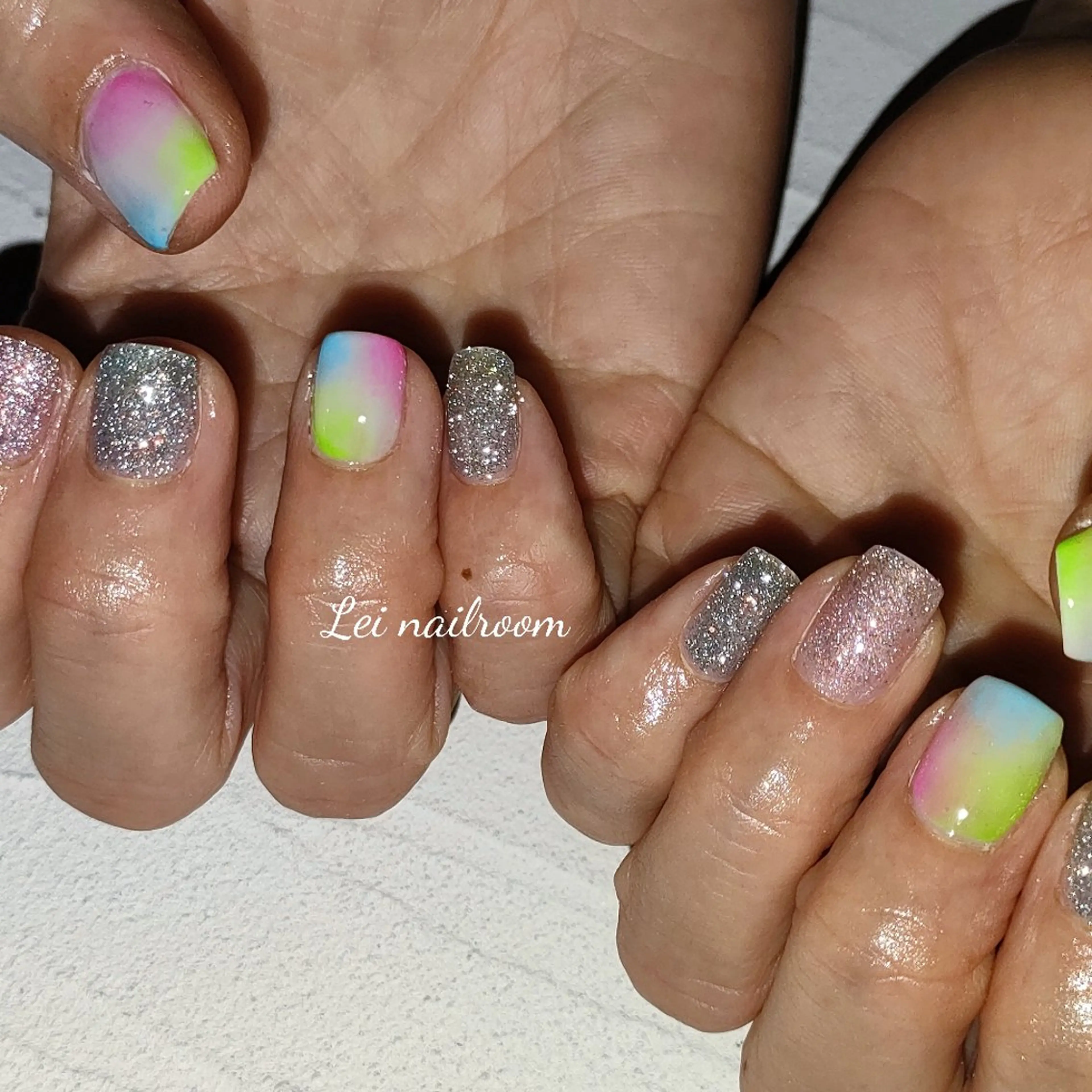 ネイル アートネイル フラッシュネイル ジェルネイル lei🌼 nailroomのネイルデザイン