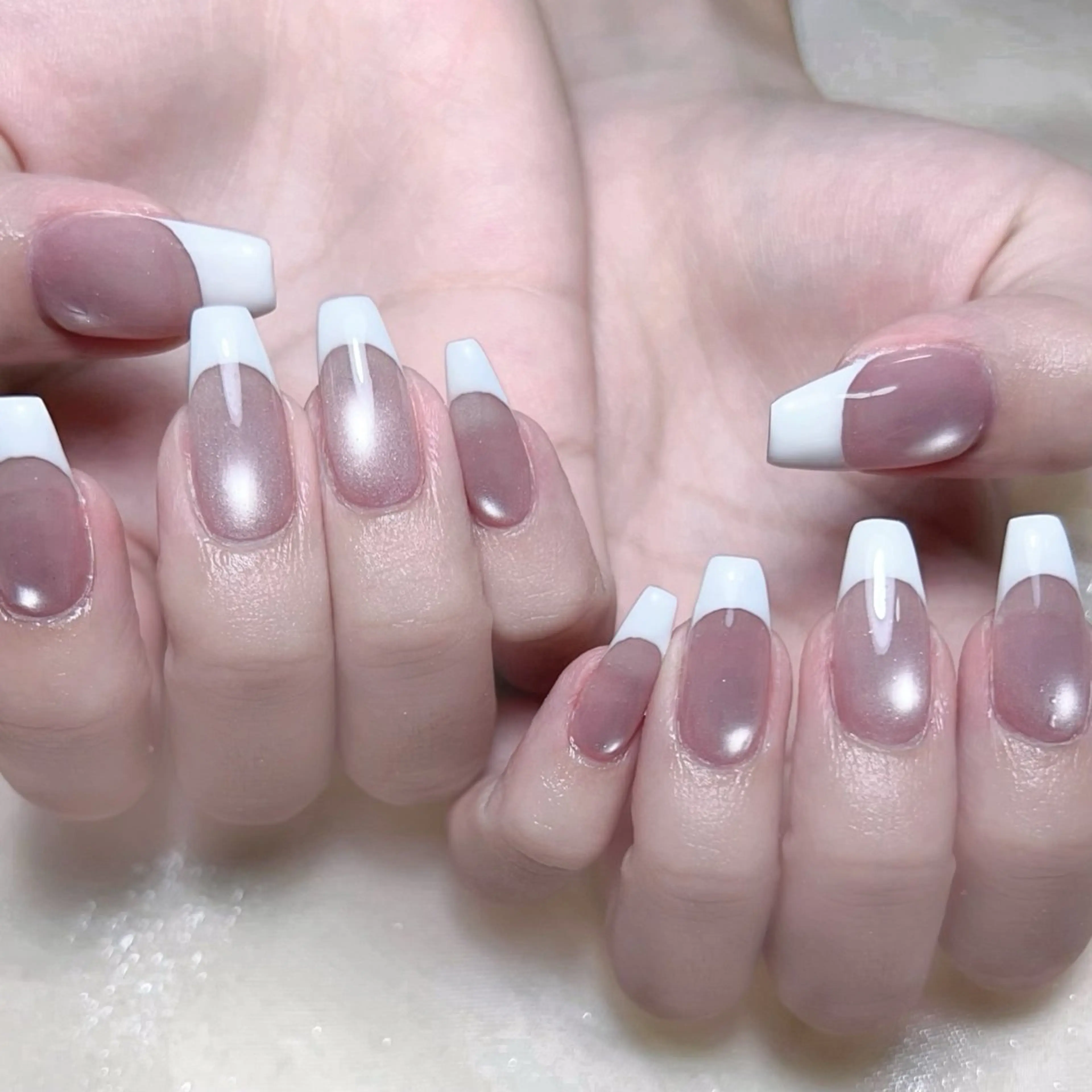 メンズ ネイル メンズ韓国風 アートネイル オーロラネイル ガーリー キラキラネイル ハンドネイル Nail salon 木にいるのネイルデザイン