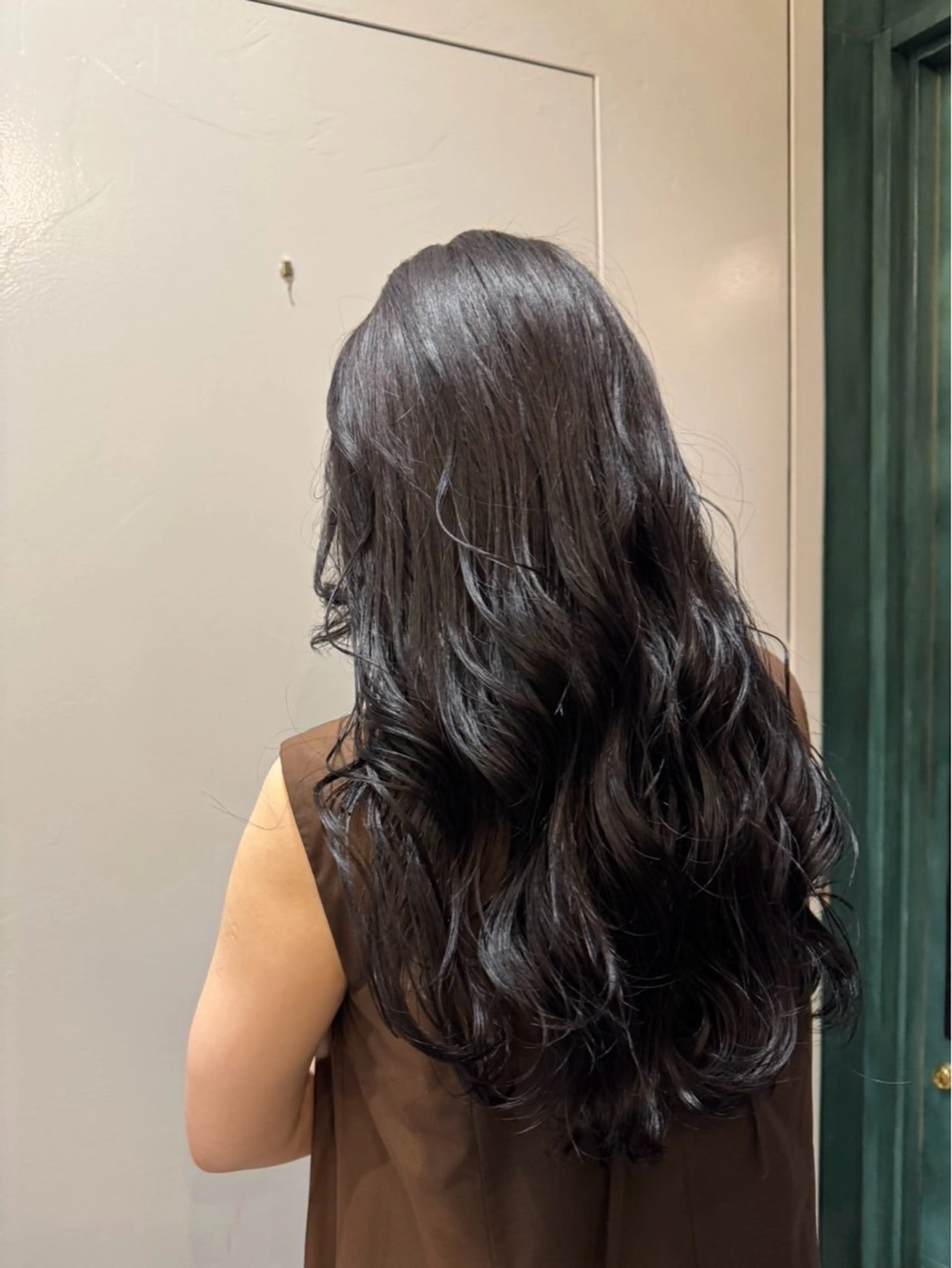 ダメージケア✨シャンプー + FIBER PLEXトリートメント +巻き下ろしヘアセットの写真