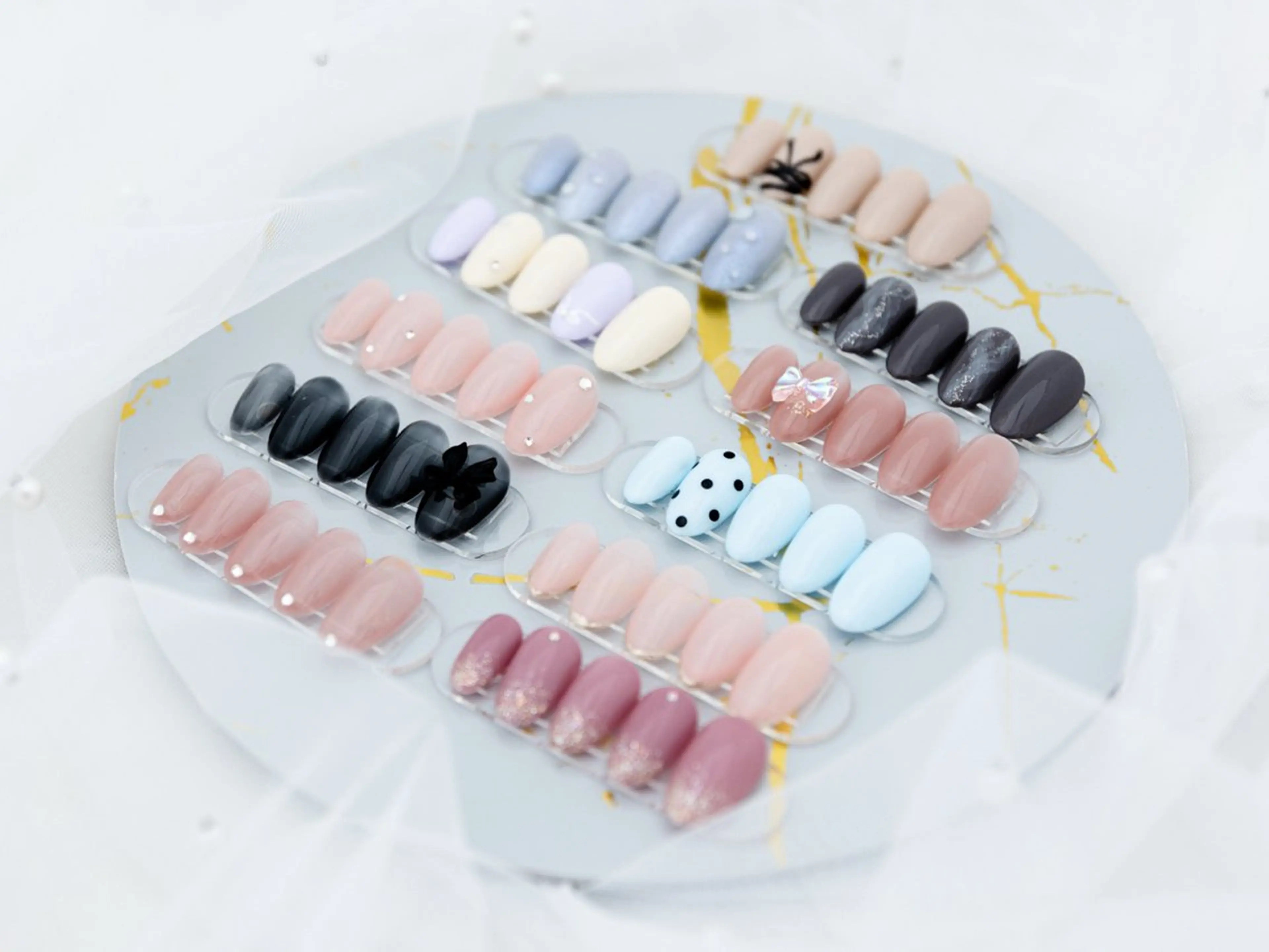 ネイル アートネイル ジェルネイル マグネットネイル ニュアンスネイル パラジェル Nail Neige🐈🌙のネイルデザイン