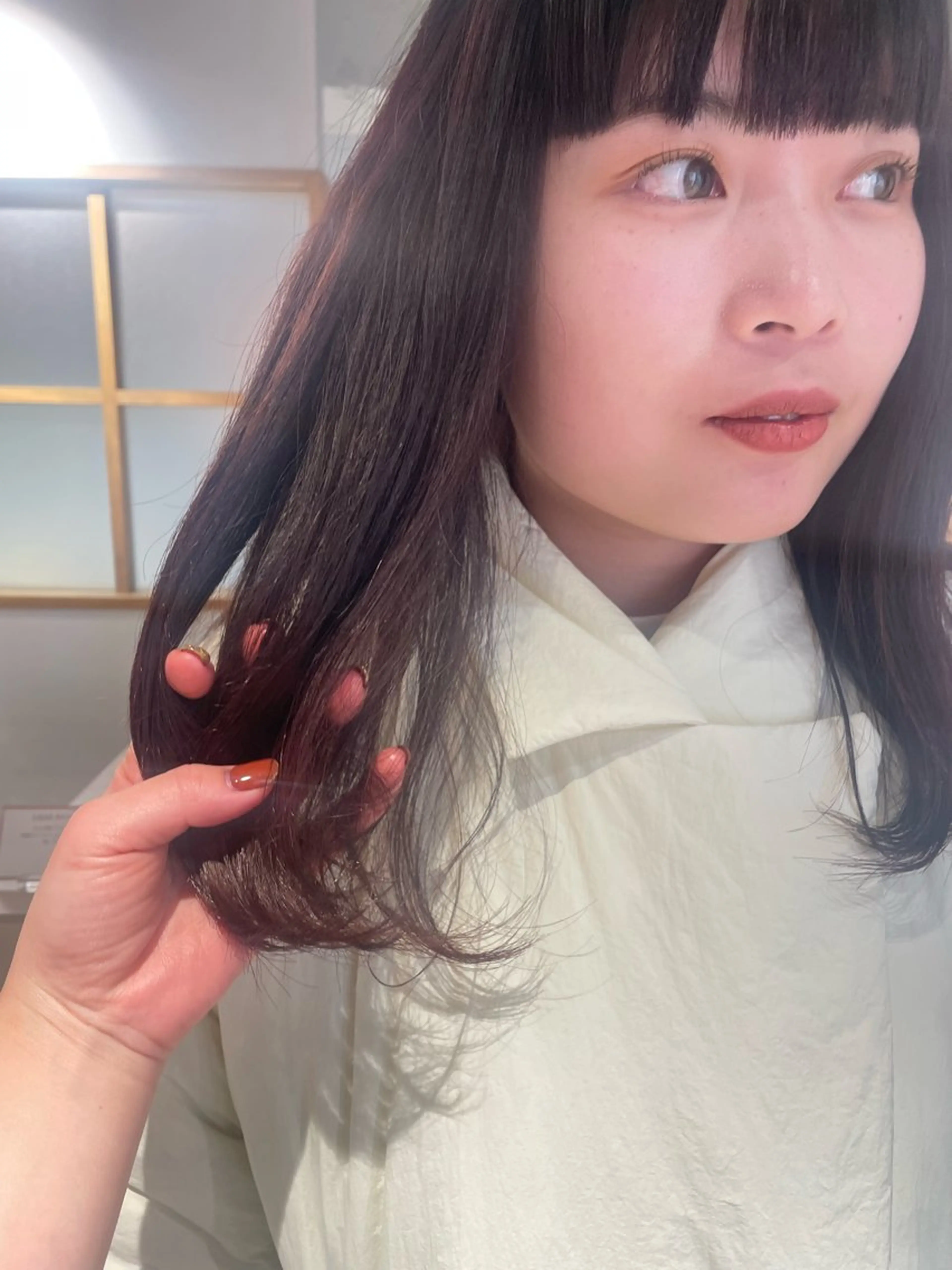 ロング カラー ヘアカラー トリートメント mei|顔まわり ×透明感カラーのヘアスタイル