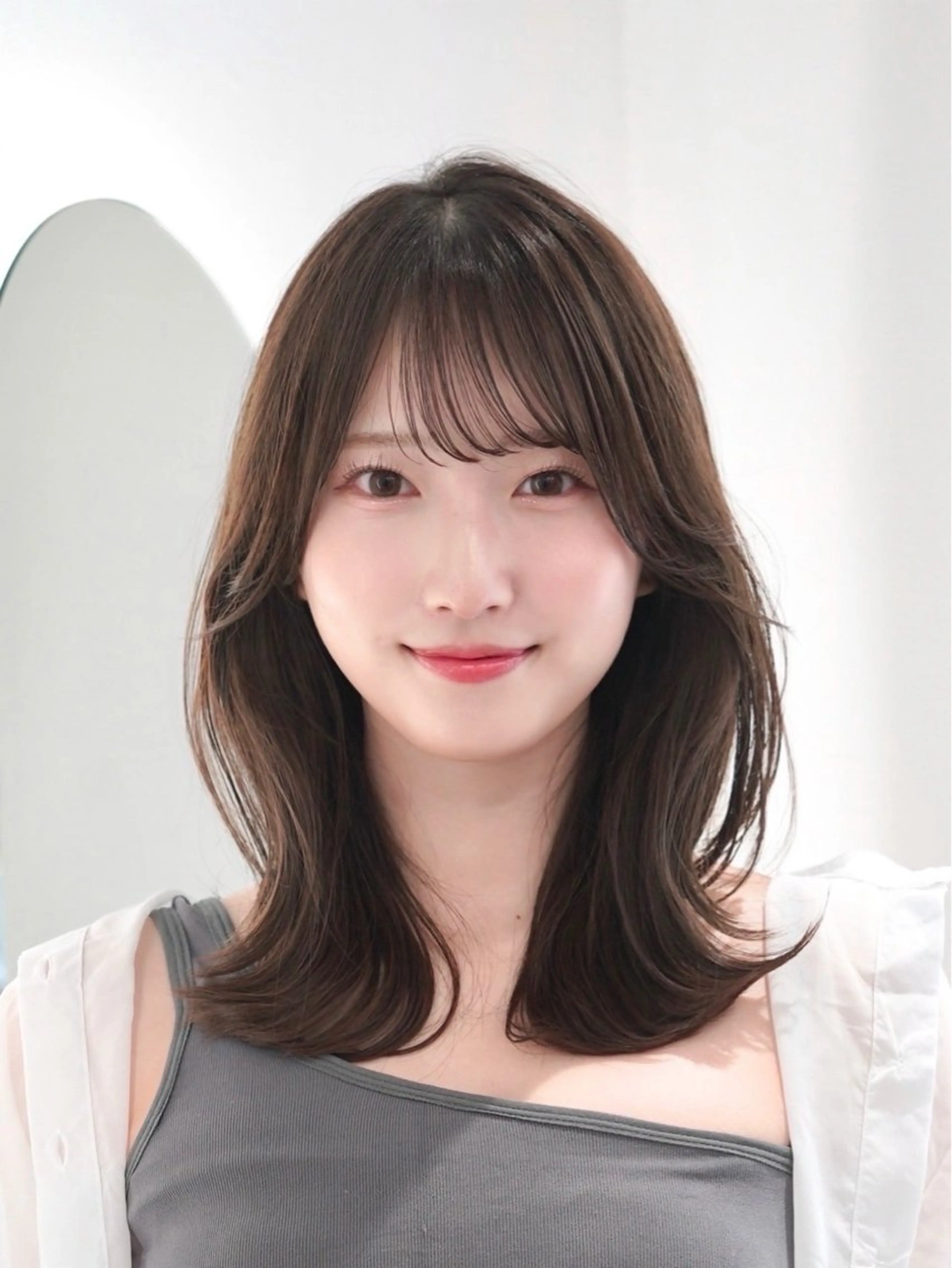 ミディアム ren ボブロブ/ミディアムのヘアスタイル