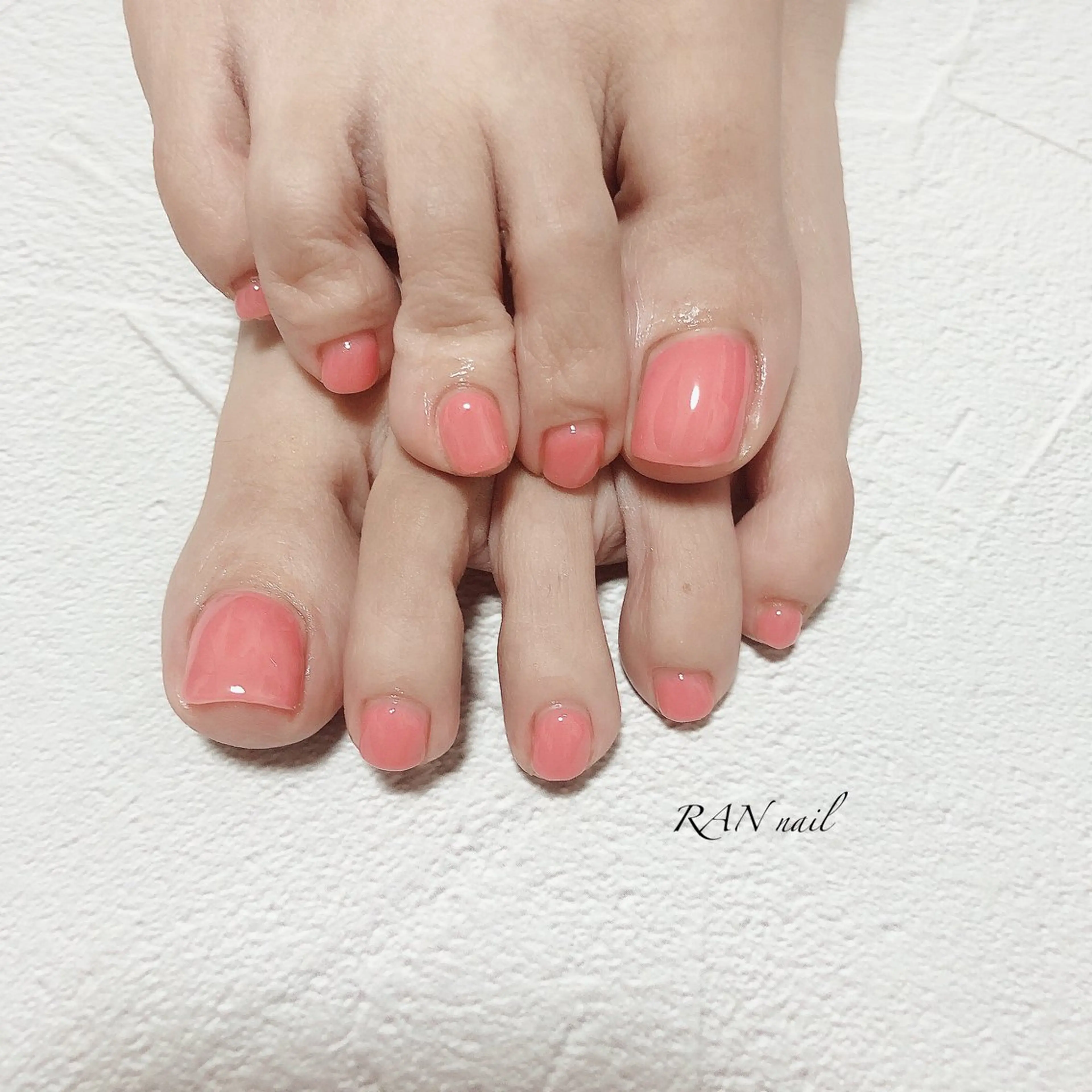 ネイル フットネイル ワンカラーネイル ピンク ハンドネイル フットネイル RAN nailのネイルデザイン