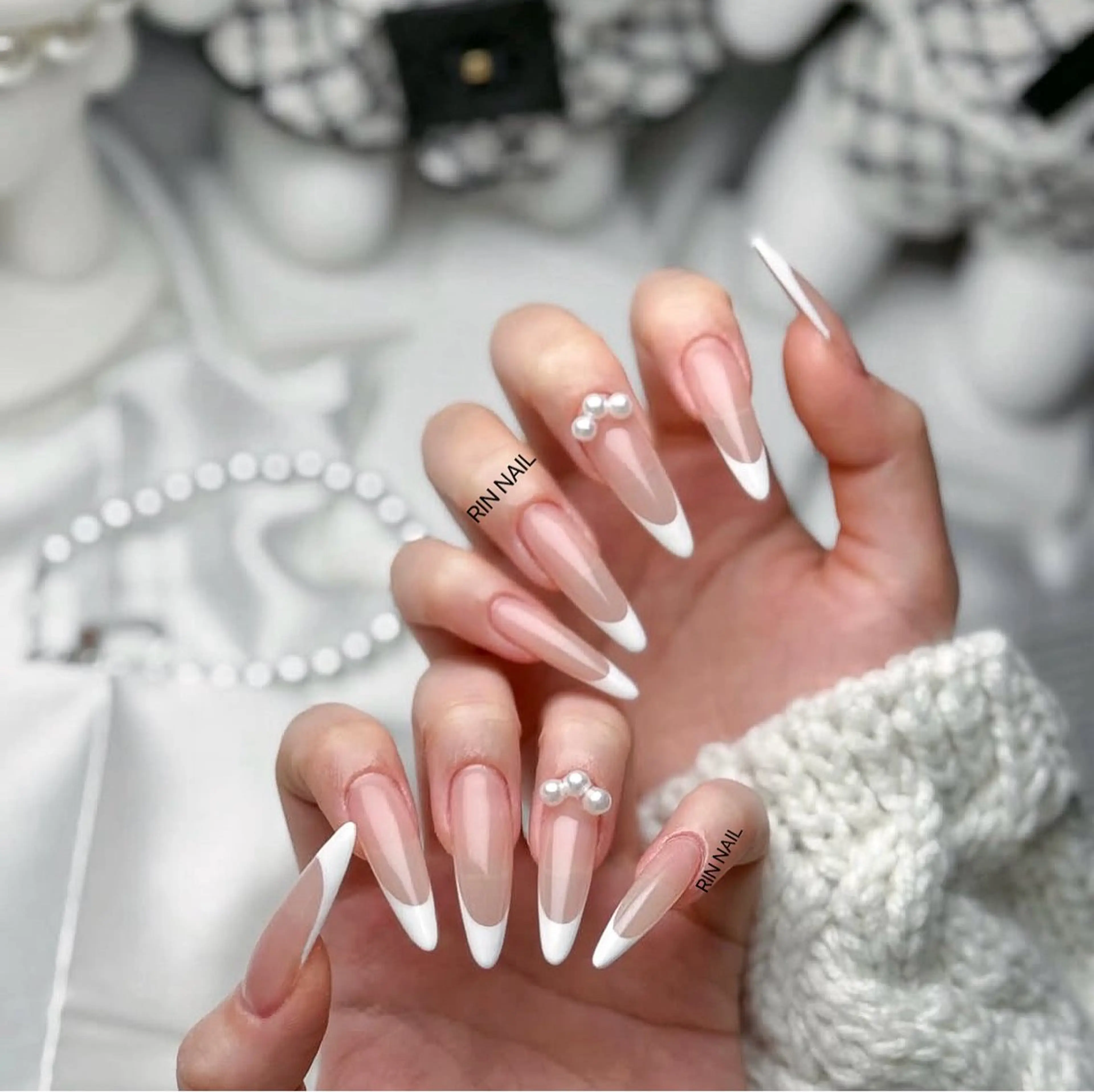 ネイル アートネイル 長さ出し ガーリー 韓国ネイル 持ち込み ハンドネイル Rin Nail 新大久保店のネイルデザイン