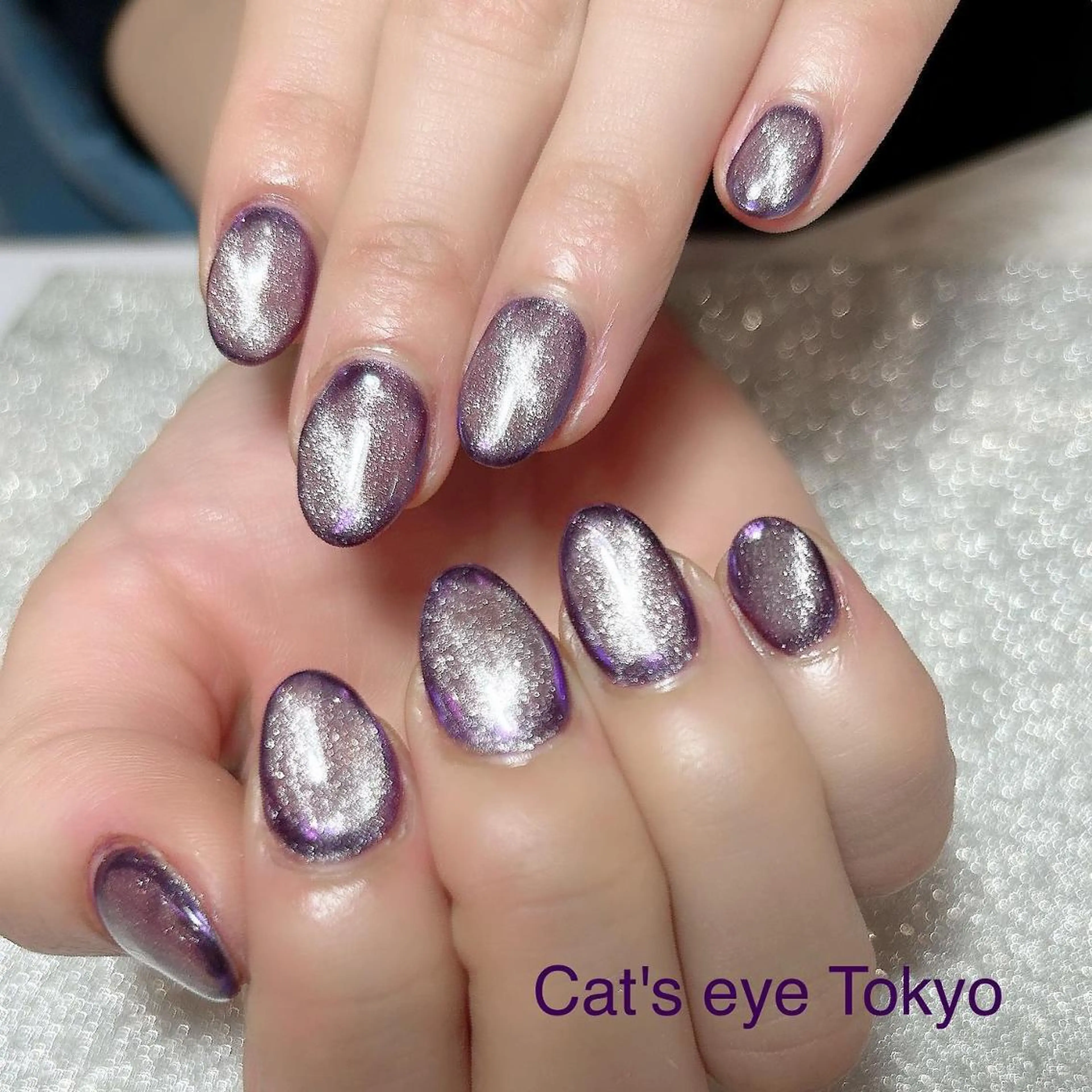 ネイル マツエク・マツパ ミラーネイル Cat's eye TOKYO 新宿店のネイルデザイン