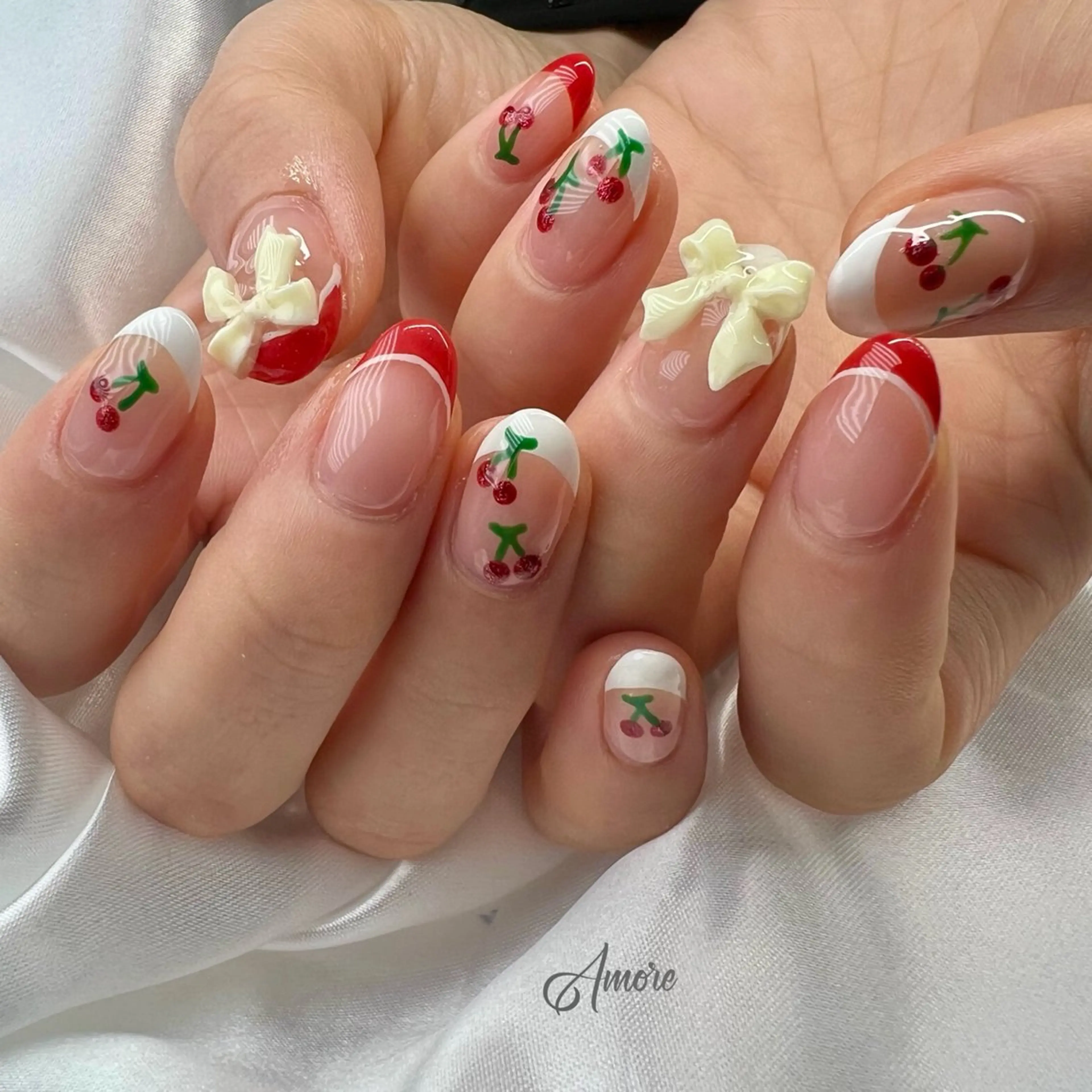 ネイル ジェルネイル キラキラネイル 韓国ネイル マグネットネイル パラジェル You kyehwaのネイルデザイン