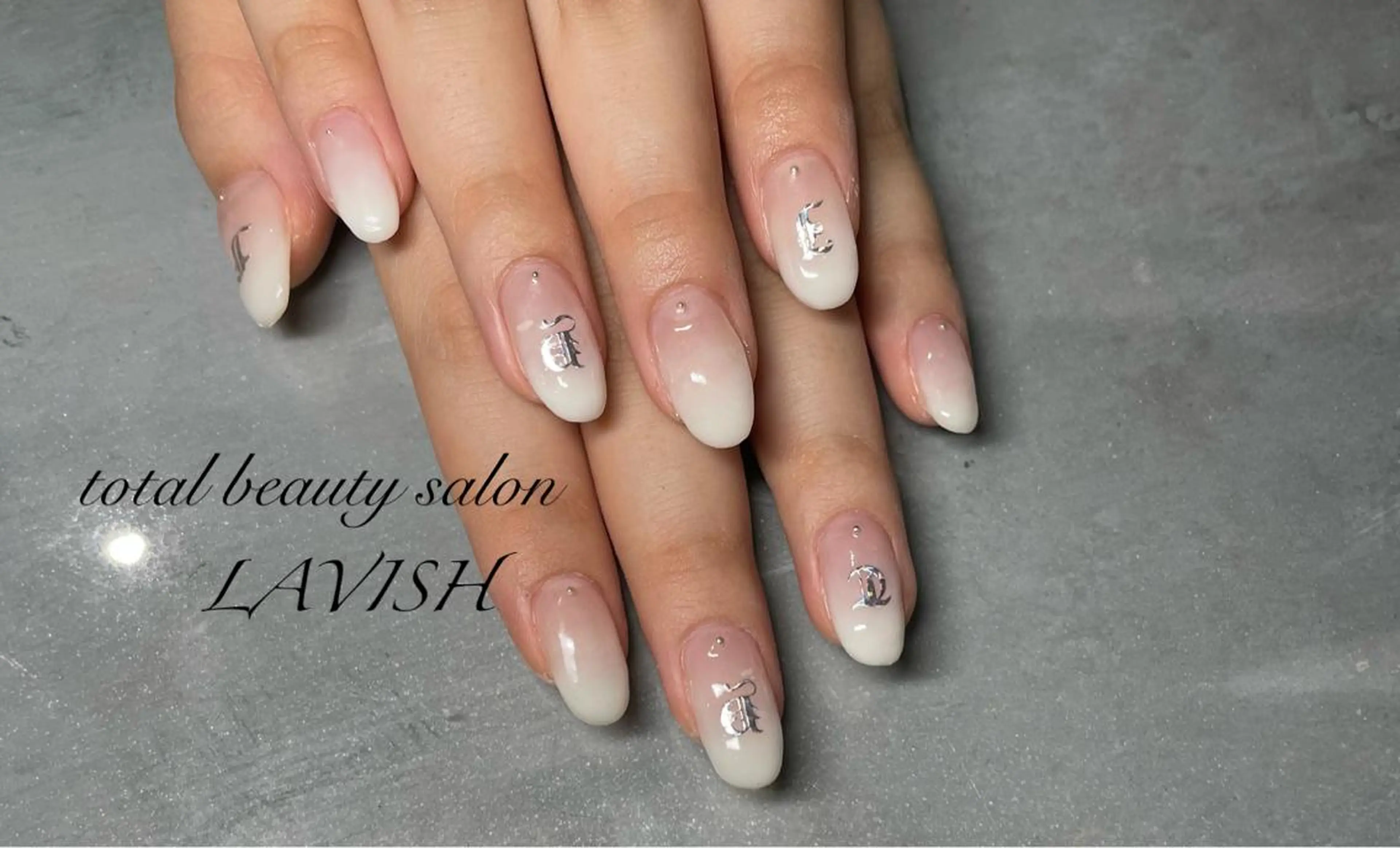 ネイル LAVISH nail salonのヘアスタイル
