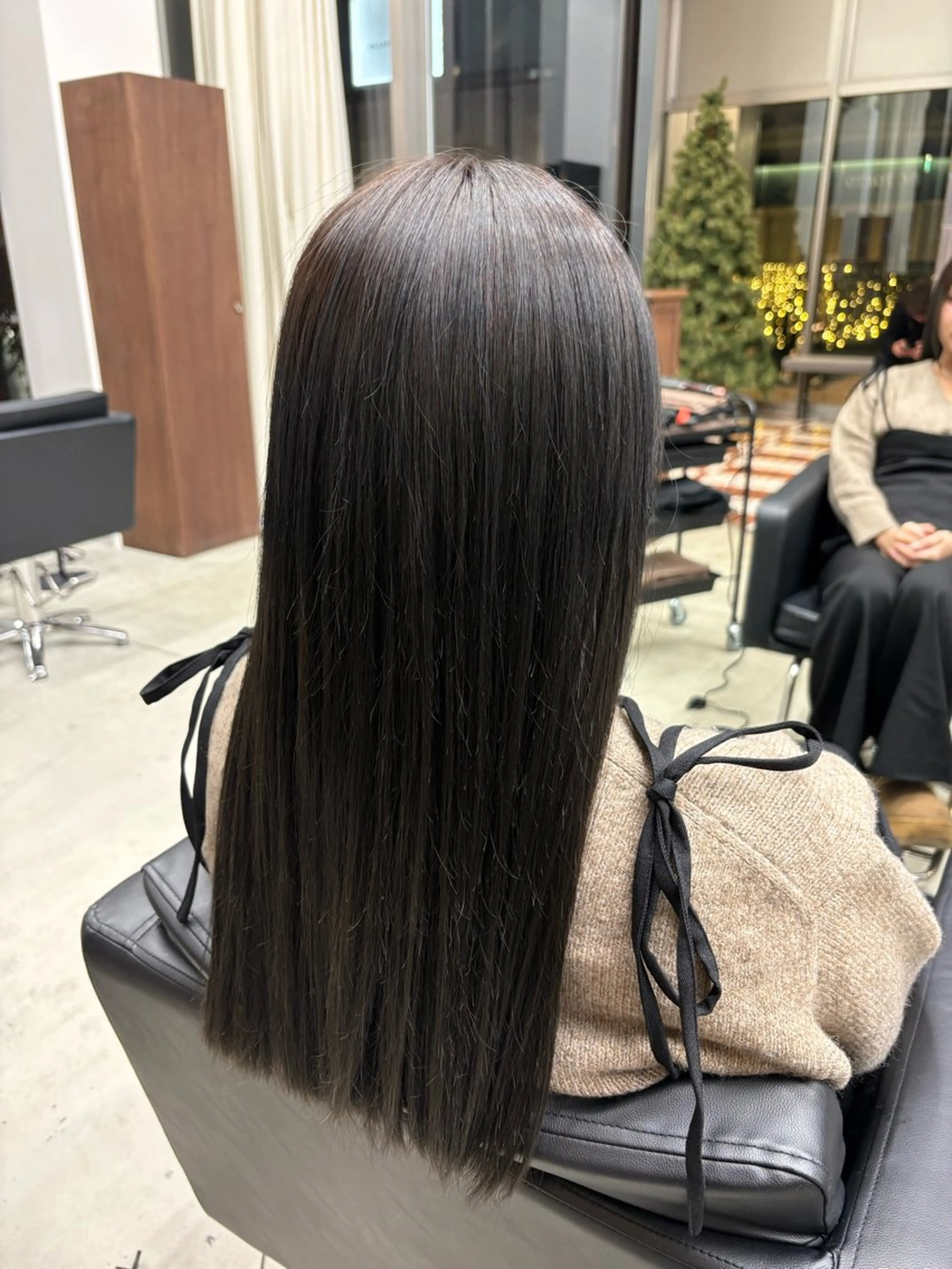 ロング カラー ブリーチ 透明感カラー トリートメント メンズパーマ特化 sayoのヘアスタイル