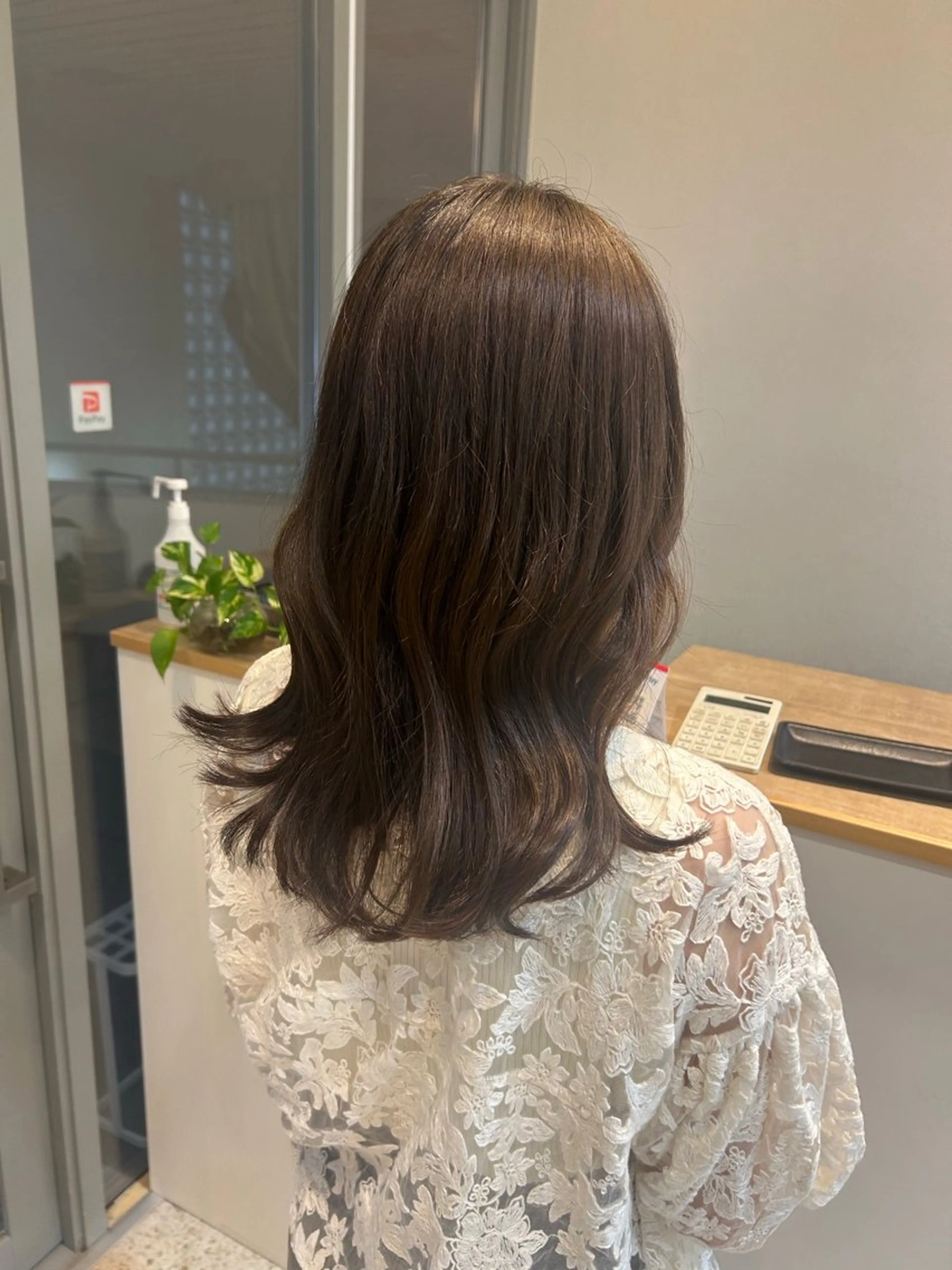 ミディアム カット ウジイエ ミユウのヘアスタイル