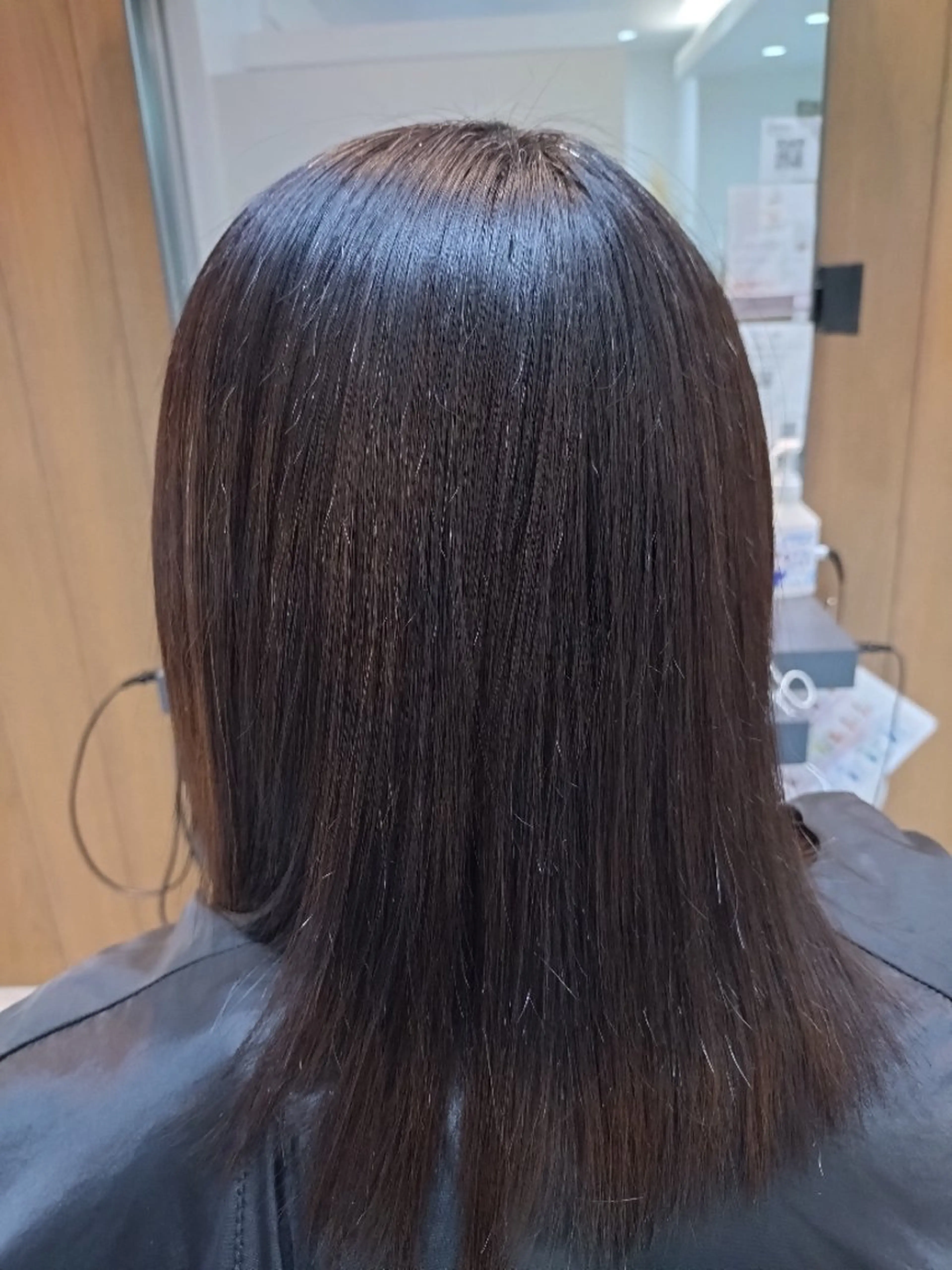 セミロング 縮毛矯正 青木 大のヘアスタイル