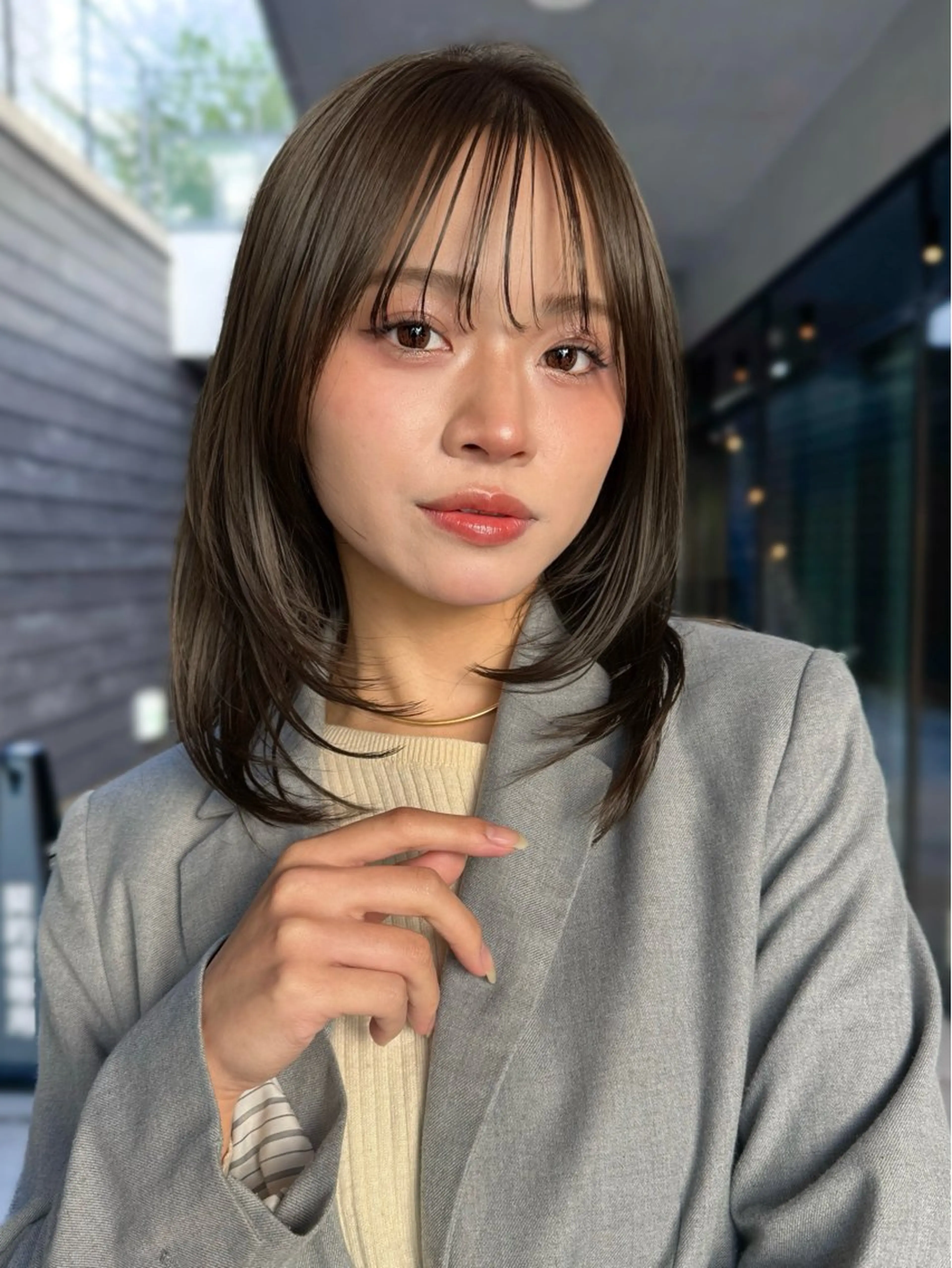 ミディアム カット ヘアカラー 艶髪／レイヤー／ 垢抜け🩵／MARIのヘアスタイル