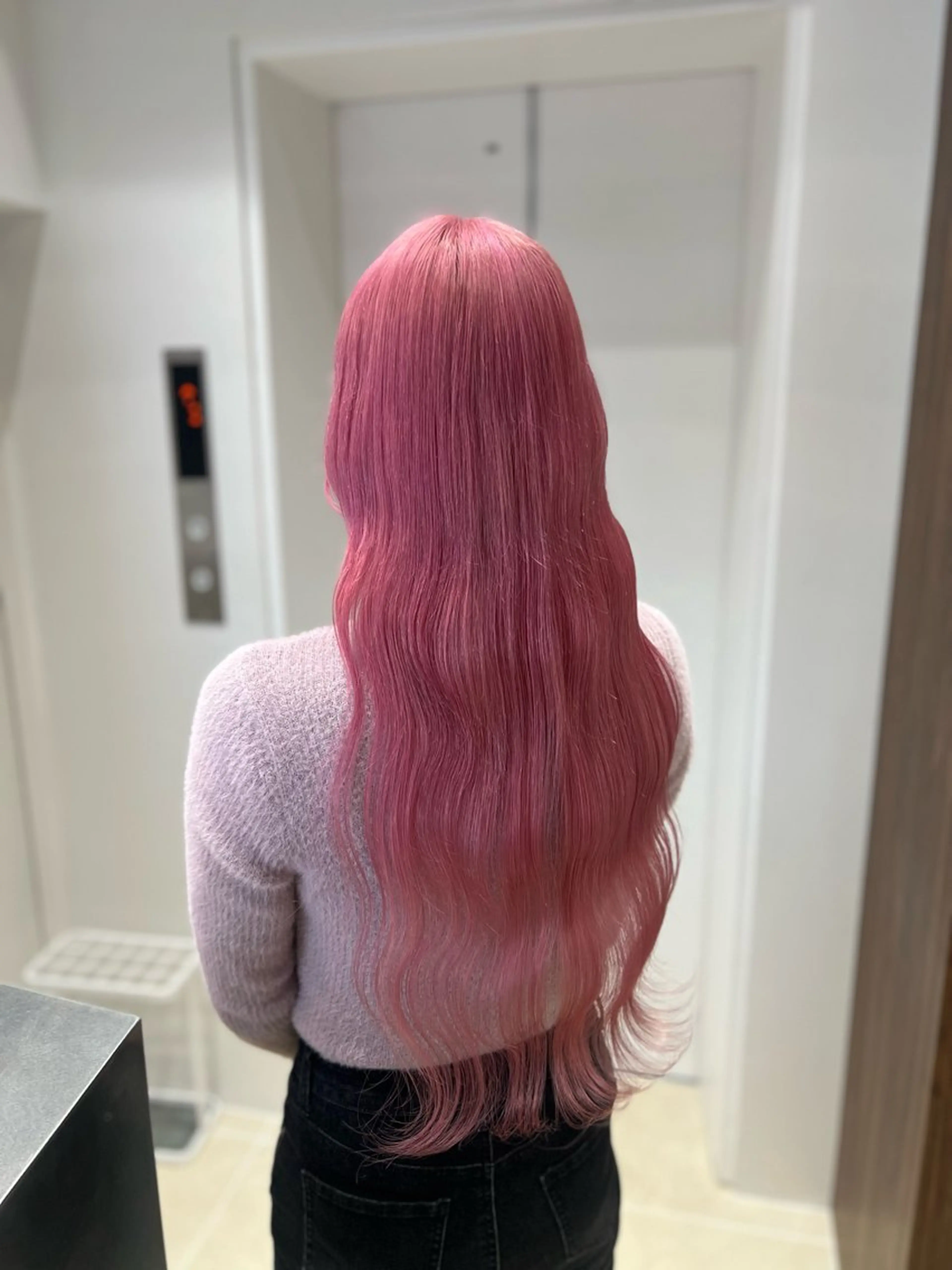 セミロング カラー ヘアアレンジ 💕上野美容師☁ ブリーチ💖サワのヘアスタイル