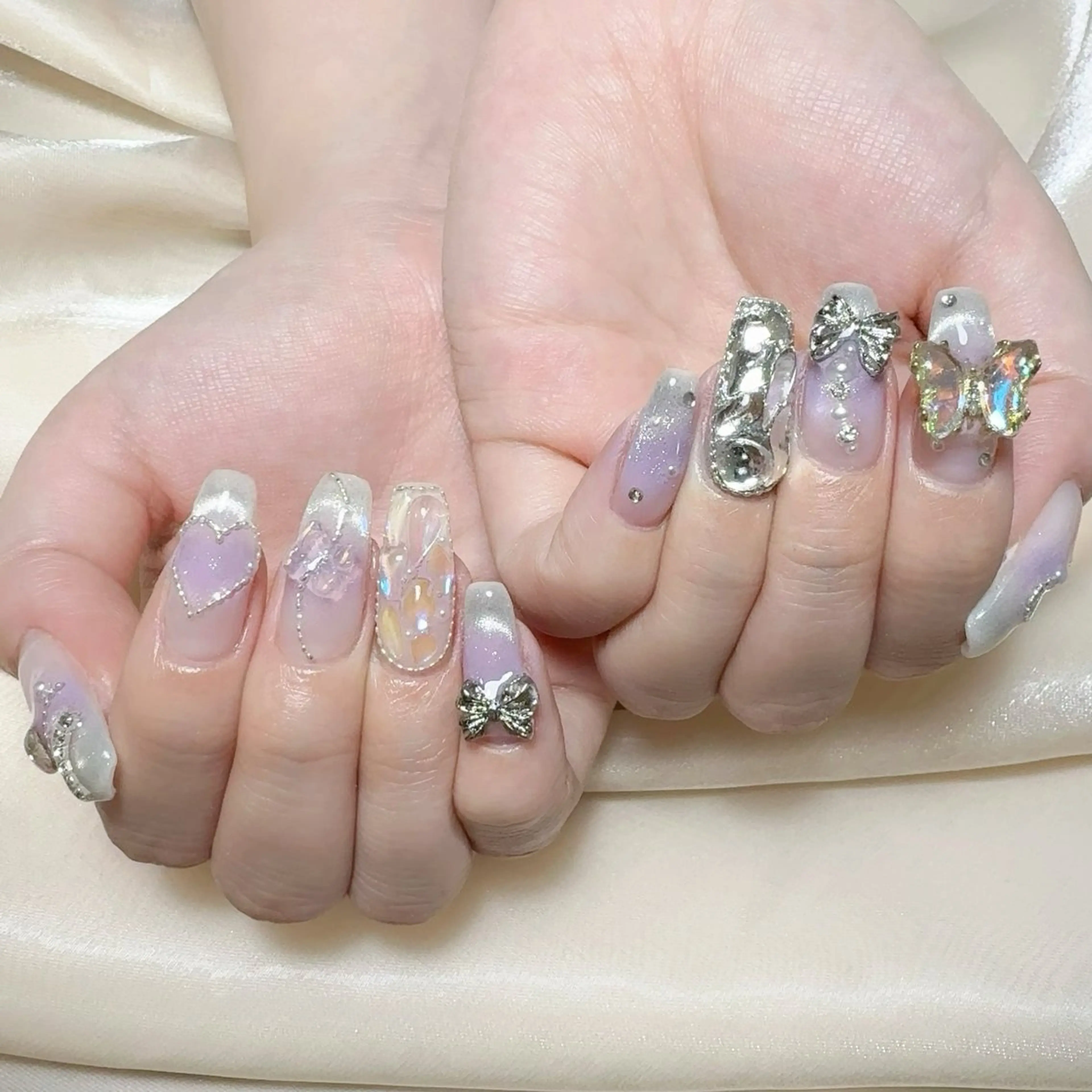 メンズ ネイル メンズ韓国風 アートネイル オーロラネイル ガーリー キラキラネイル ハンドネイル Nail salon 木にいるのネイルデザイン