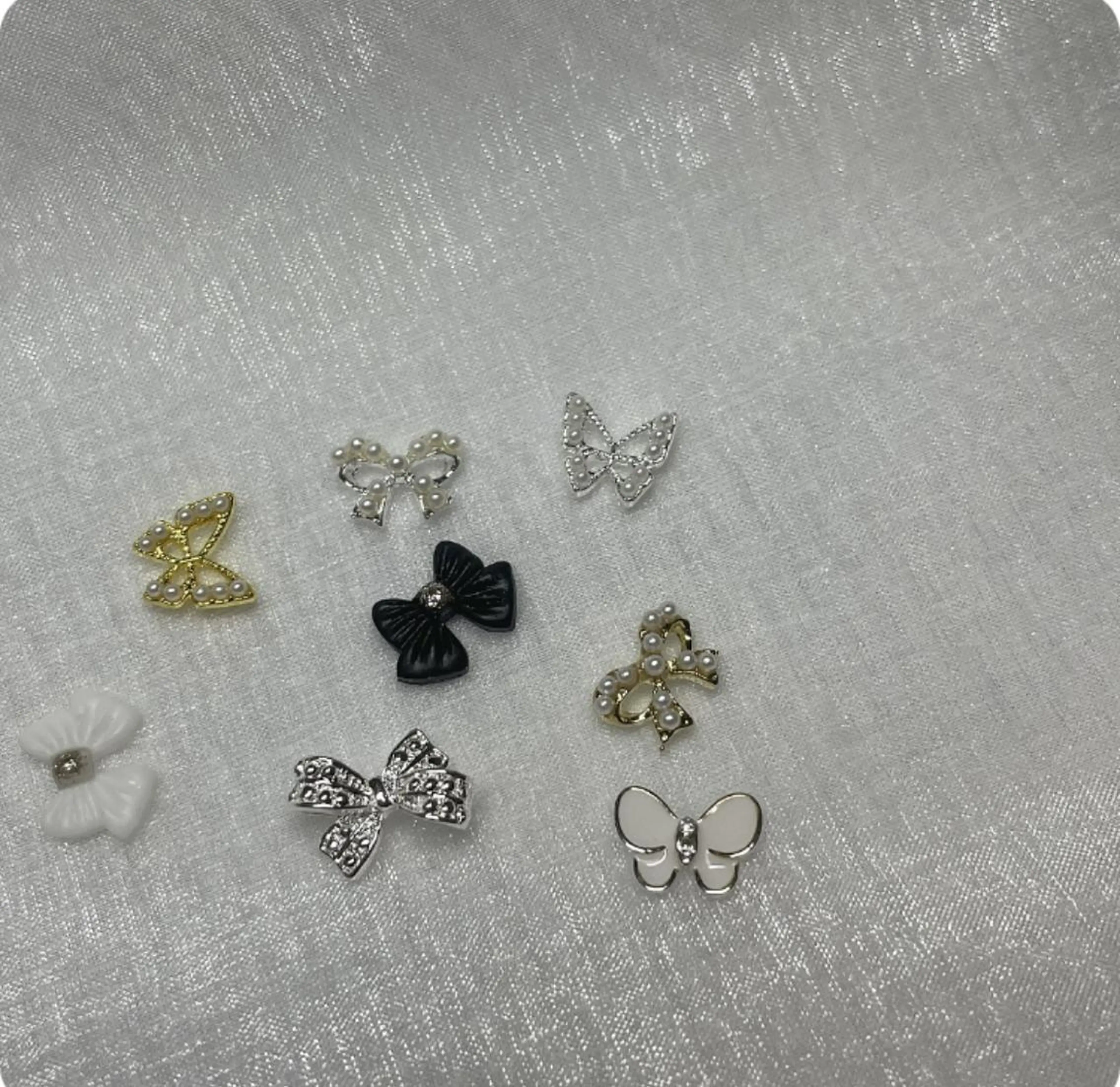 ネイル ジェルネイル 韓国ネイル 持ち込み ワンカラーネイル ワンホンネイル fiore nail 🦋のネイルデザイン