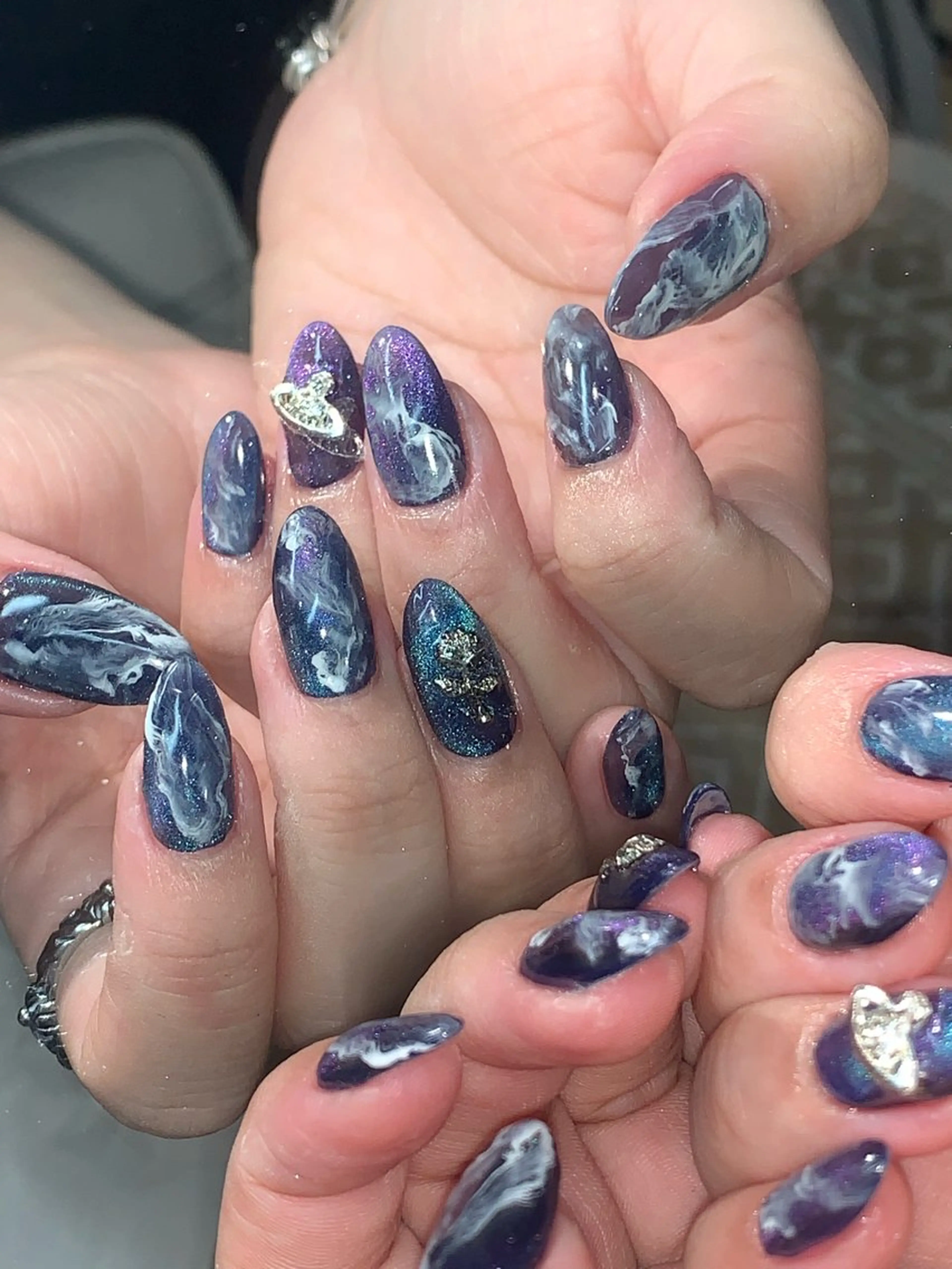 ネイル ハンドネイル NES NAIL所属・さゆり￤推しキャラ ￤ロングネイル🩷のネイルデザイン