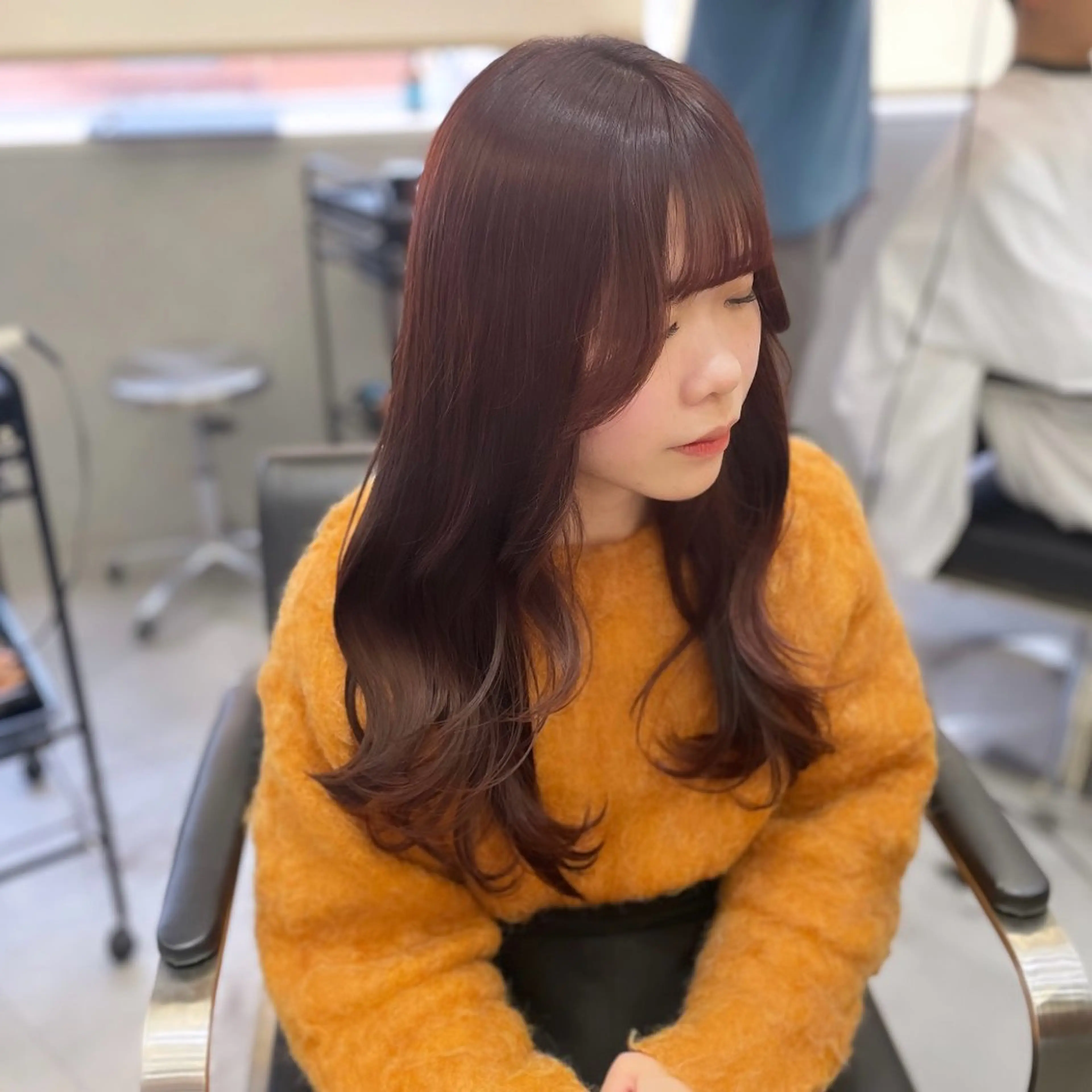 ロング カラー ブリーチ ダブルカラー ブリーチなしカラー レッドカラー レイヤーカット カット ヘアカラー Rui/透明感カラー 暖色/レイヤーカットのヘアスタイル