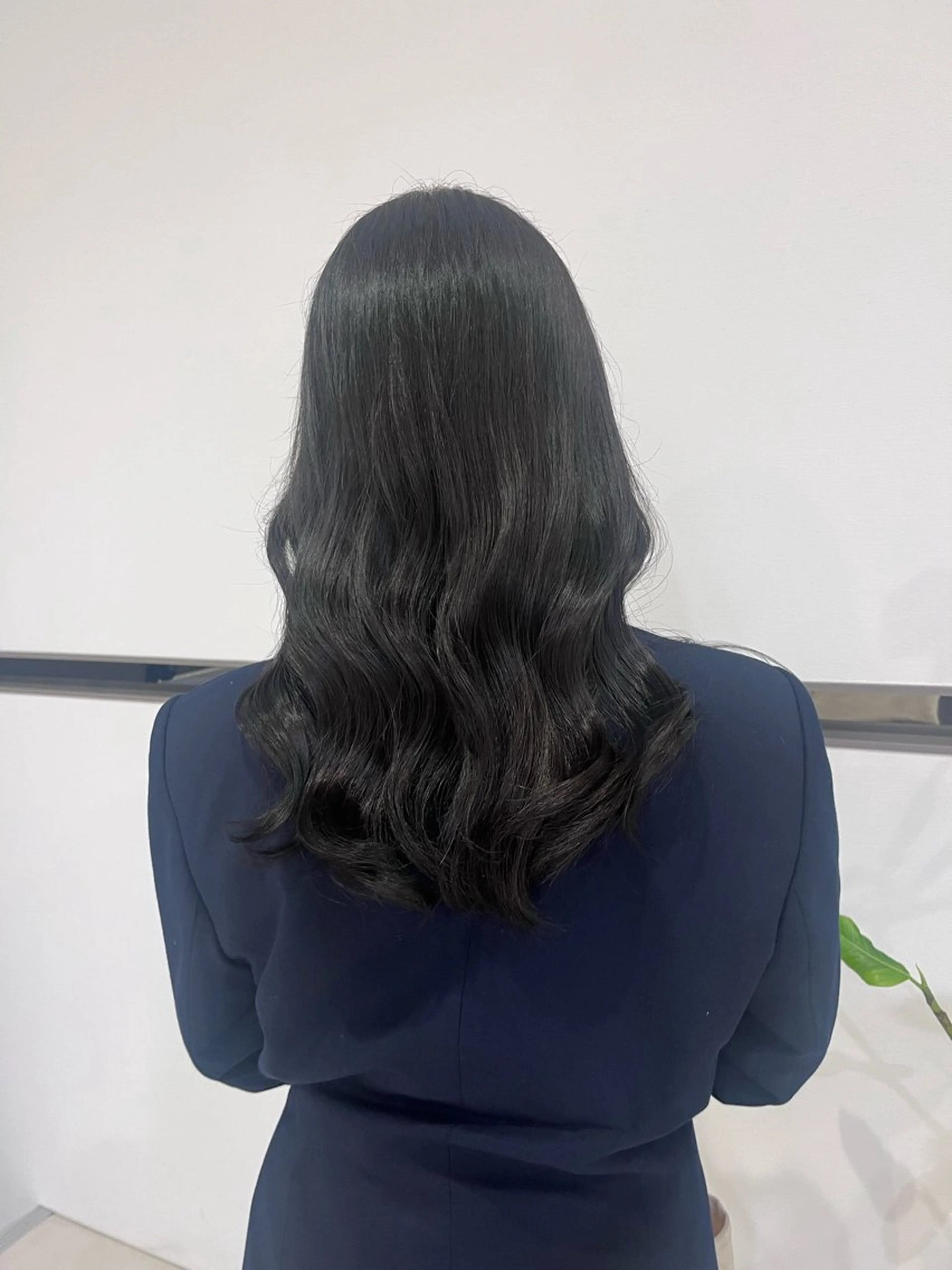 セミロング カラー 黒髪 透明感カラー amoretto _kokoroのヘアスタイル