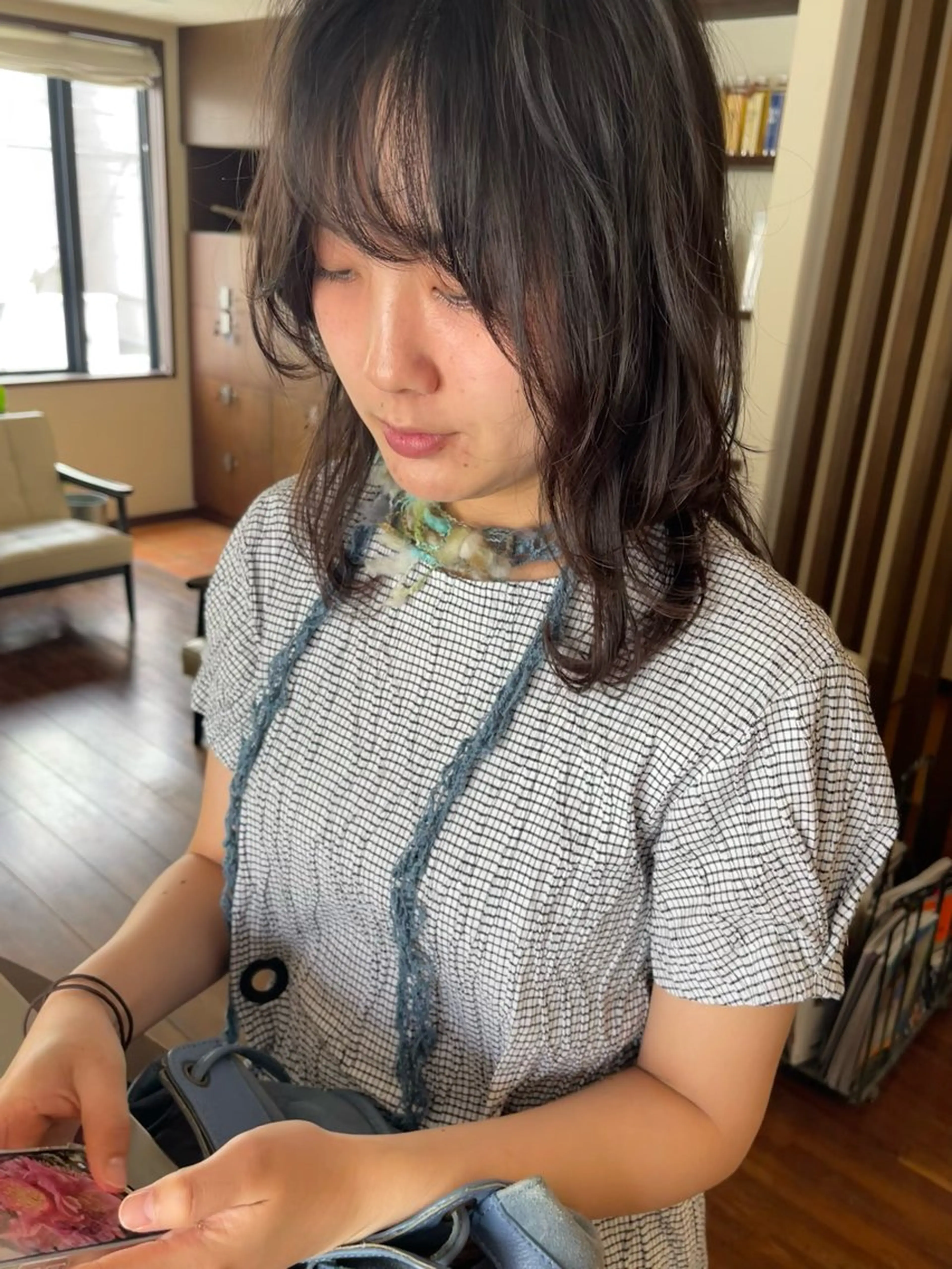 ミディアム レイヤーカット ウルフカット ウルフレイヤー カット トリートメント 田室 和幸のヘアスタイル