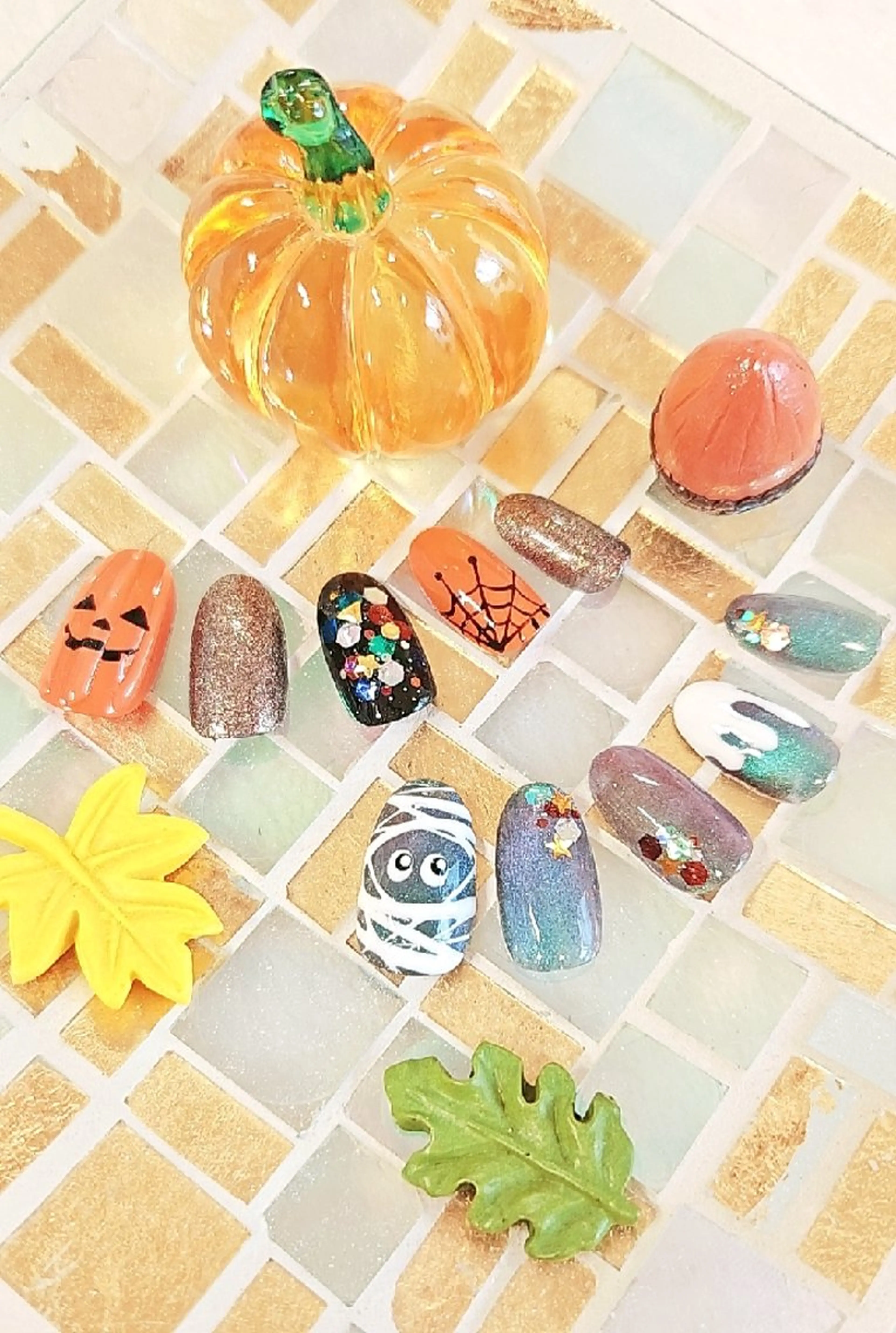 ネイル ハロウィン Nailsalon  Wisteriaのネイルデザイン