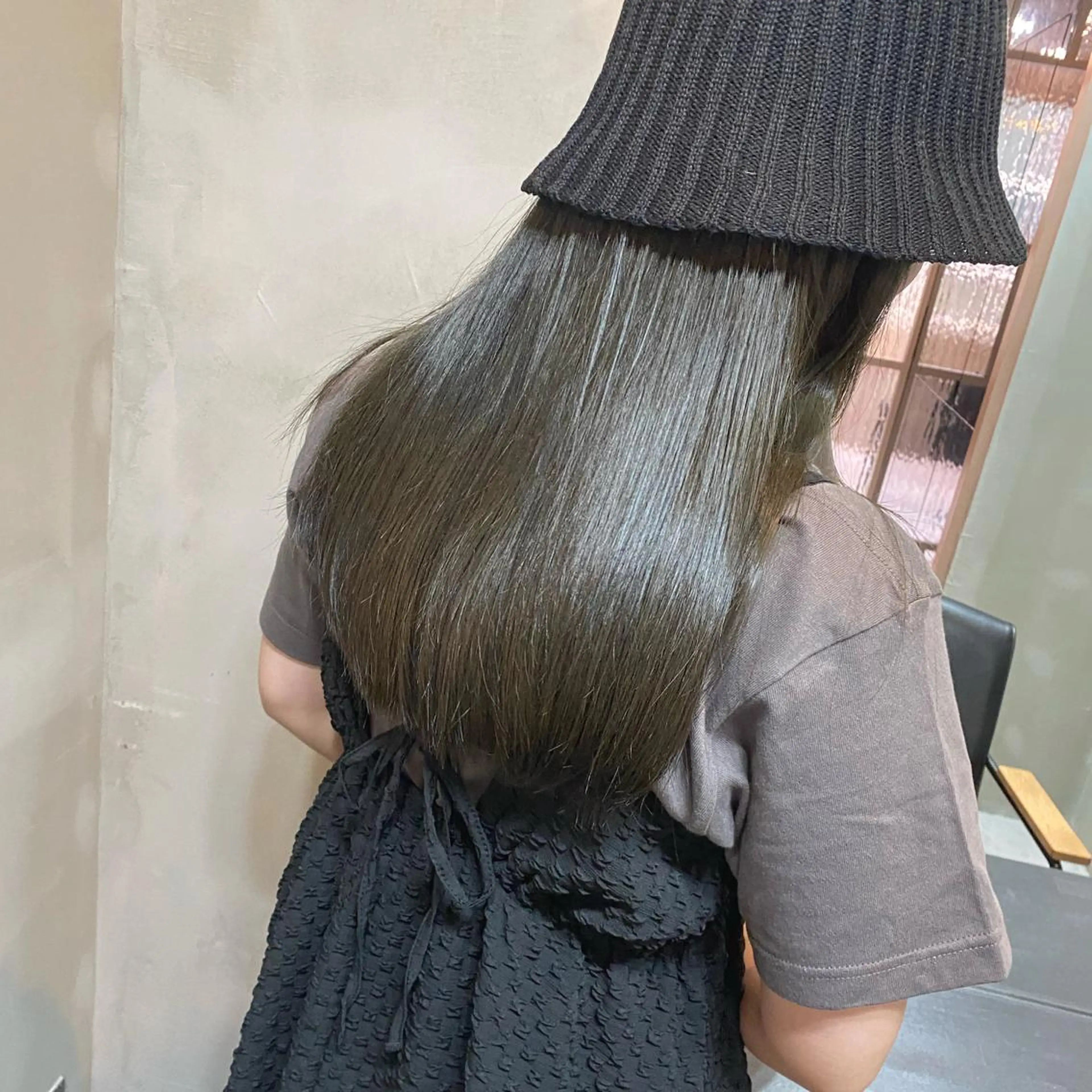 ロング カラー くすみカラー / 肌馴染み/ 花房佑夏のヘアスタイル