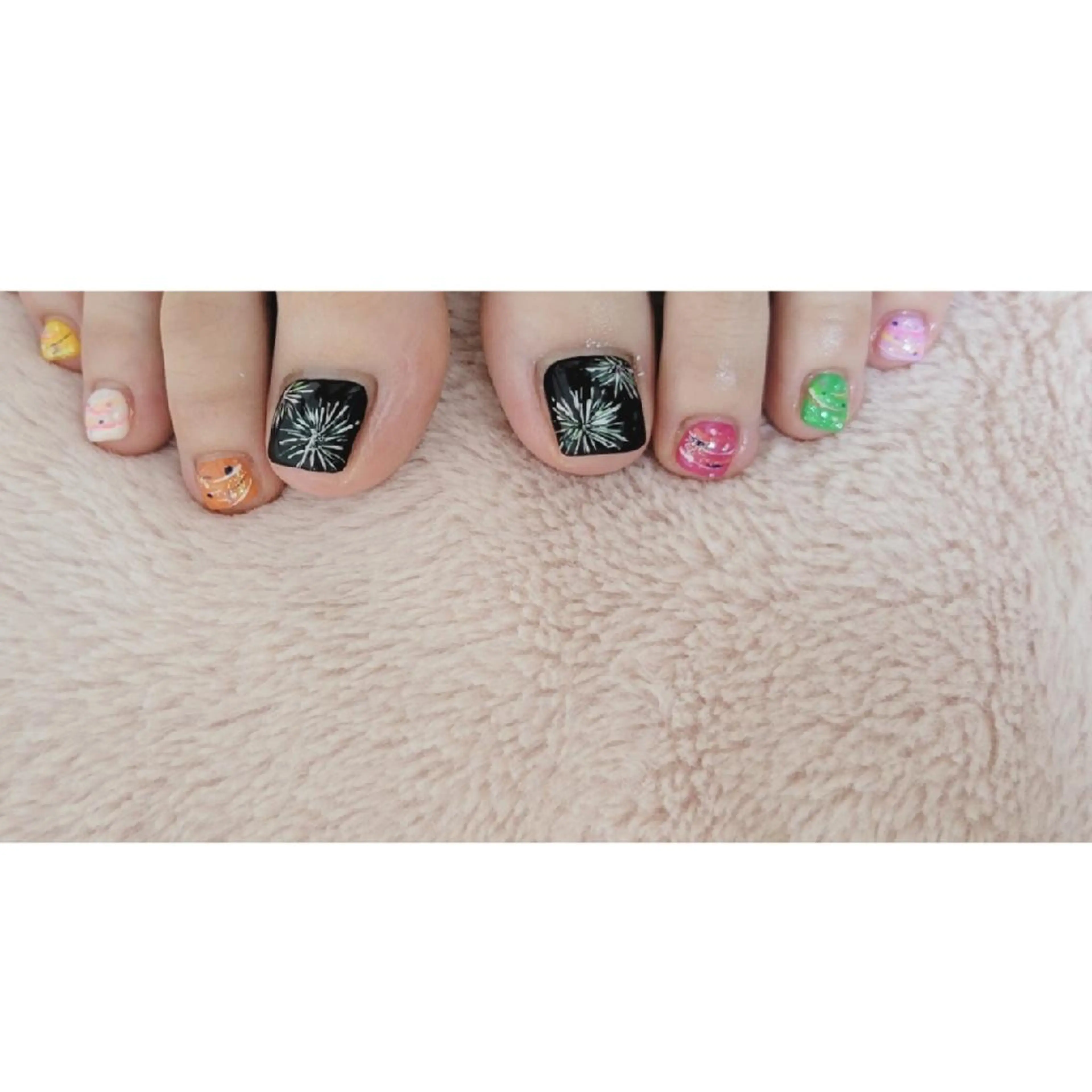 ネイル フットネイル ネイルサロンほっこり kanaのネイルデザイン