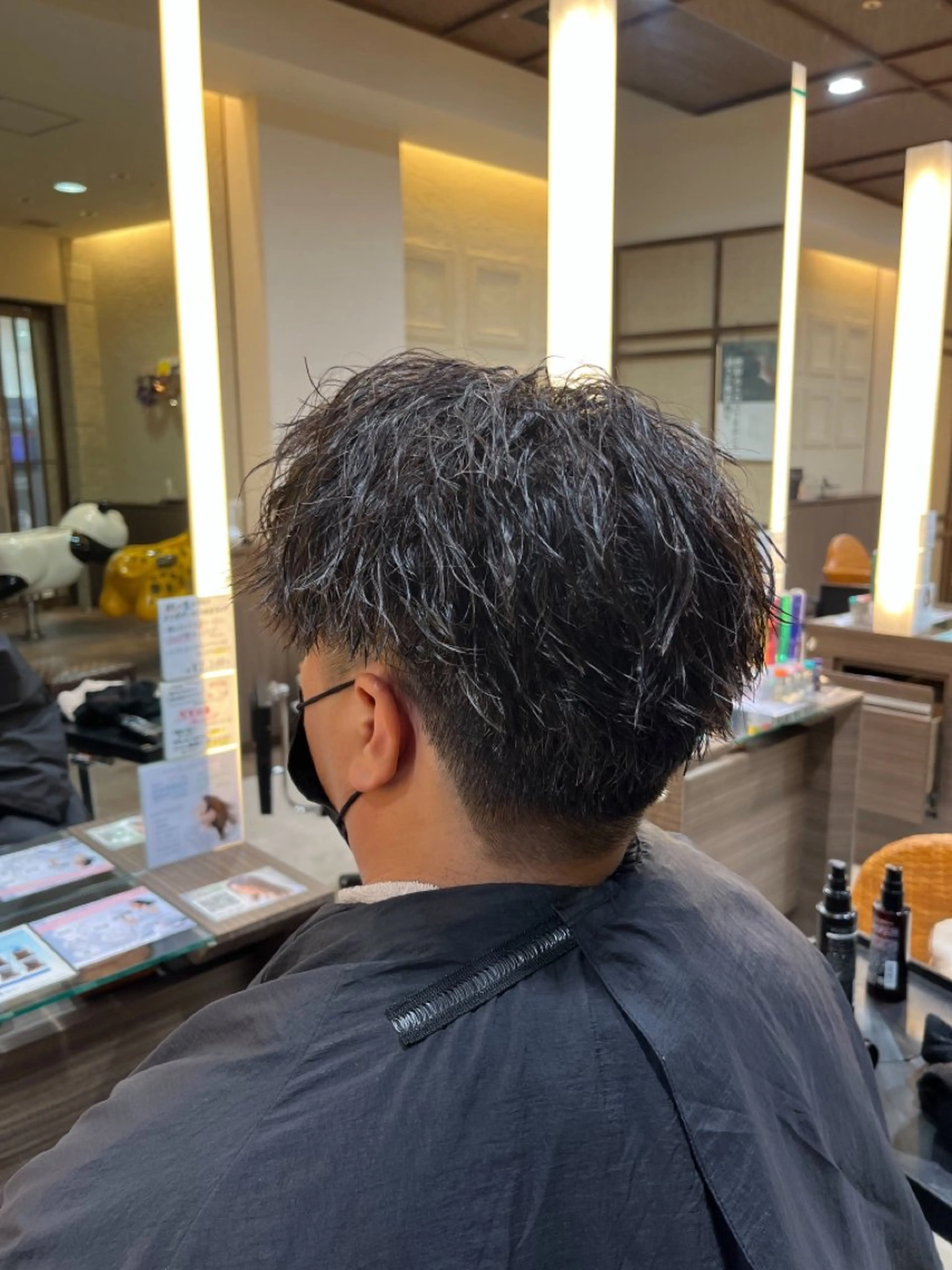 パーマ メンズ カット パーマ トリートメント スパイラル波巻き パーマ井本汰壱のヘアスタイル