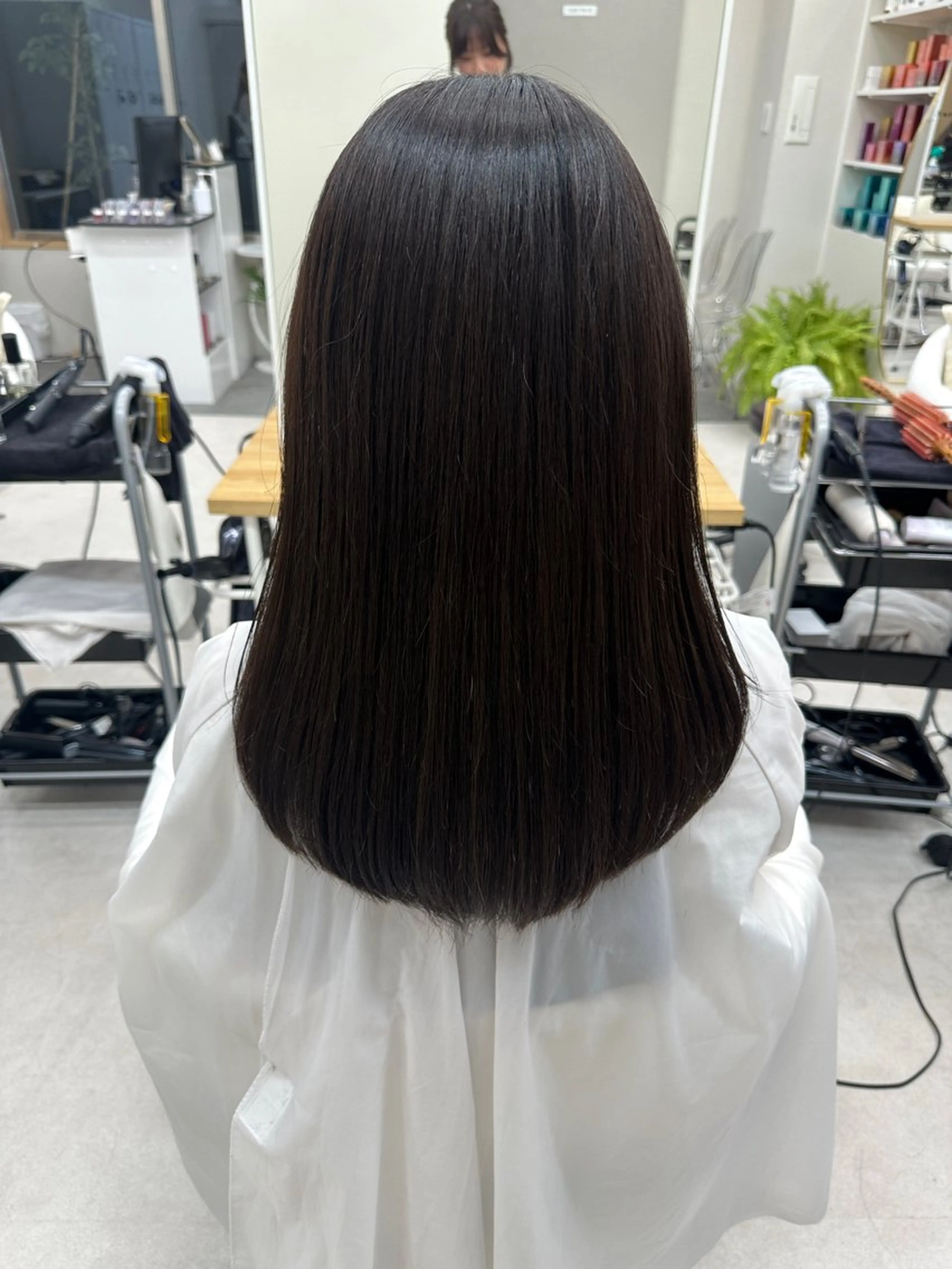 ミディアム 丸山 心 / 艶カラーのヘアスタイル