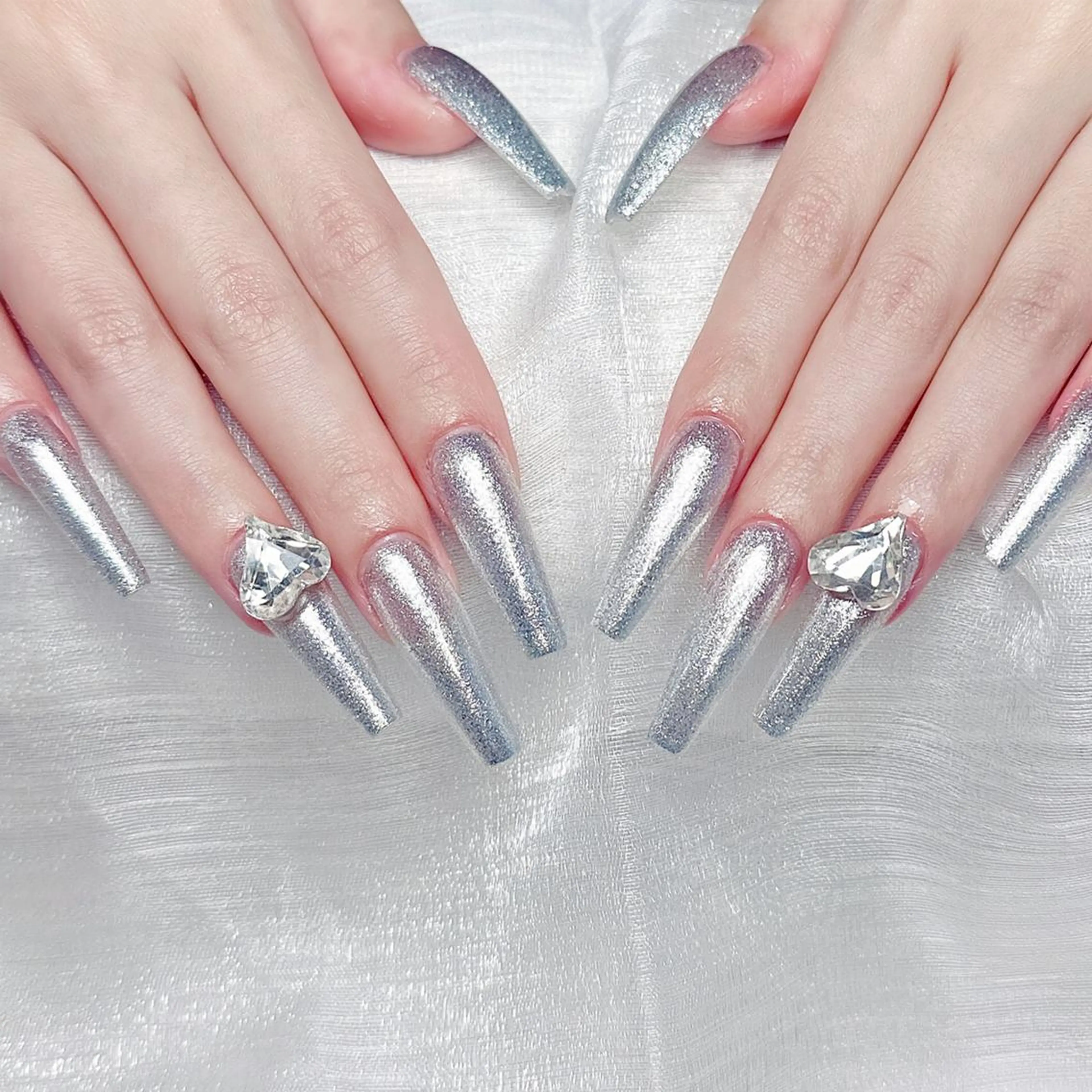 ネイル queens nailsalonのネイルデザイン