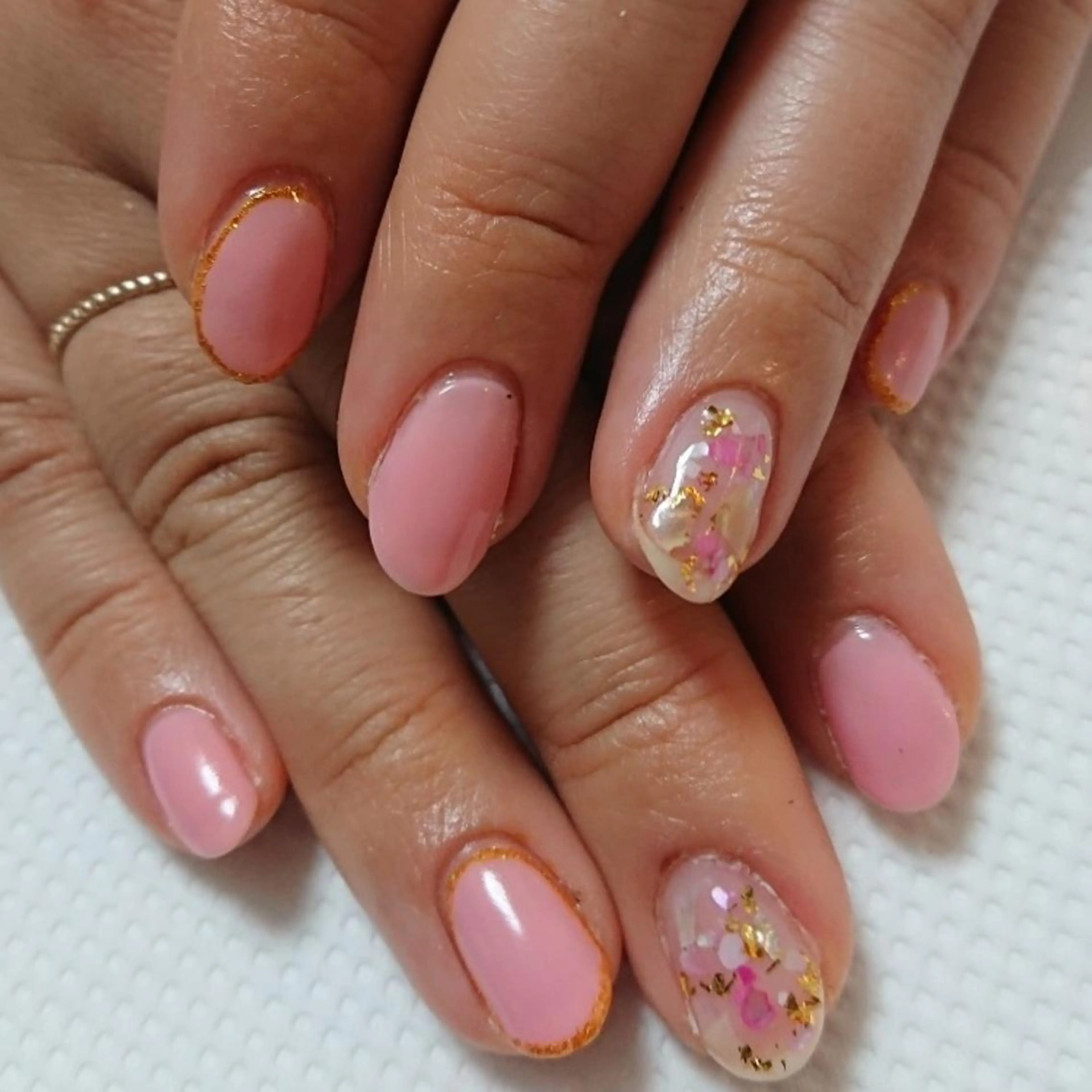 ジェルネイル【オフ無し】シンプルデザインアート込みの写真